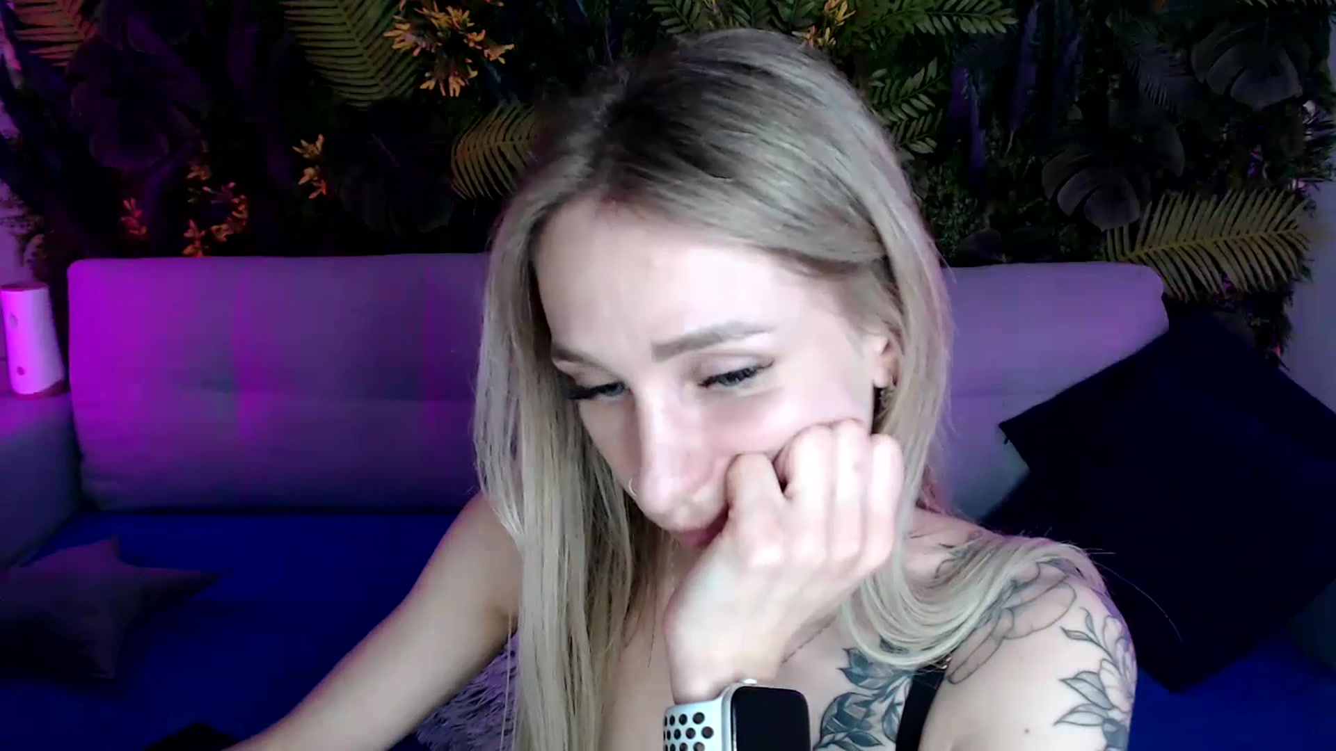 Gallery image thumbnail from Horny_Blond's myfreecams stream on, 05/14/2024, 12:38 image 5 of 20