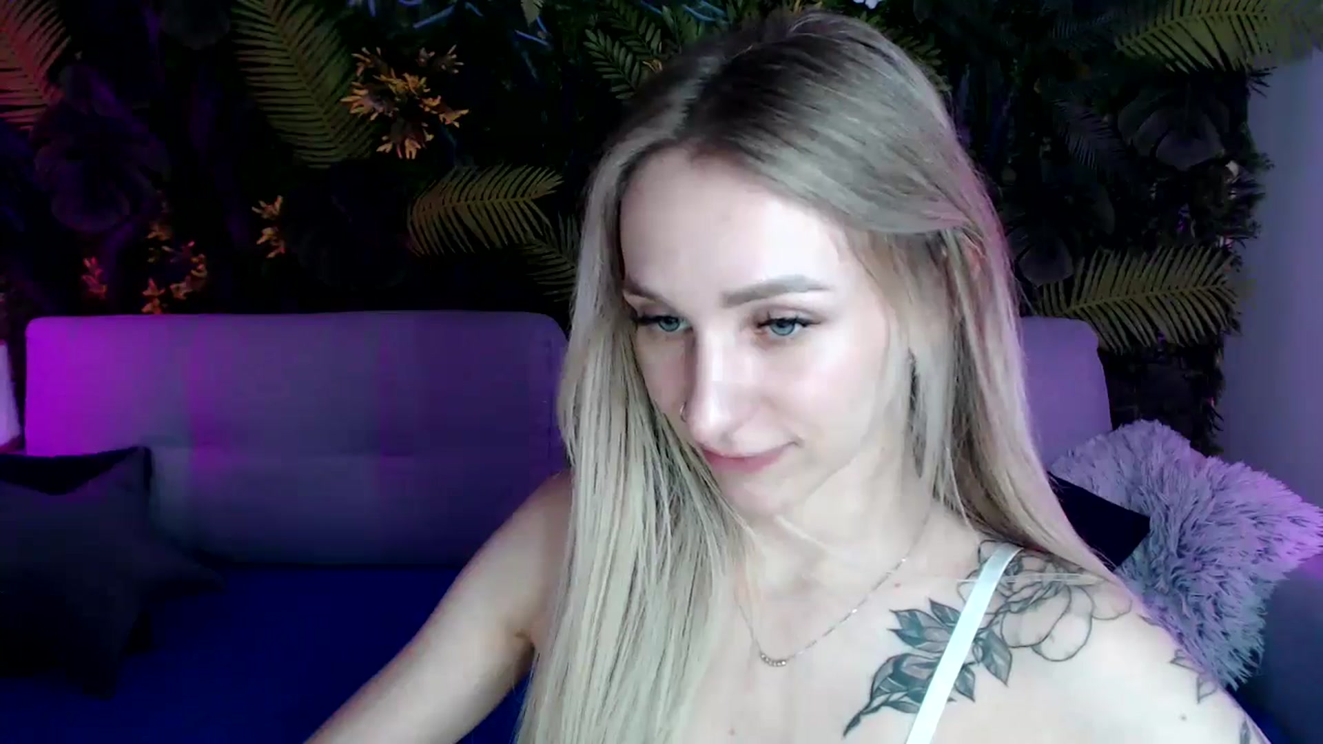 Gallery image thumbnail from Horny_Blond's myfreecams stream on, 05/15/2024, 08:38 image 20 of 20