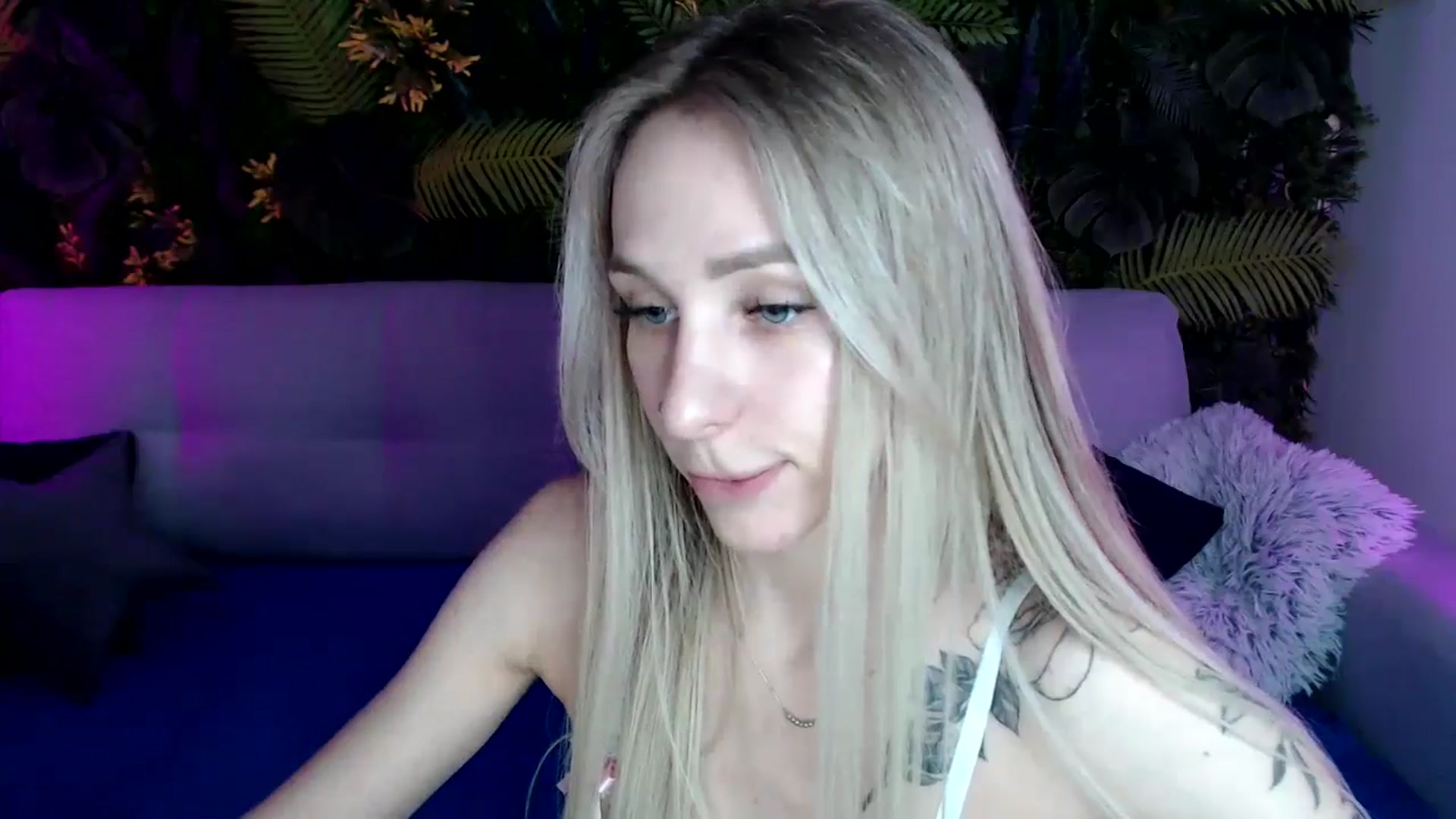 Gallery image thumbnail from Horny_Blond's myfreecams stream on, 05/15/2024, 08:53 image 11 of 20