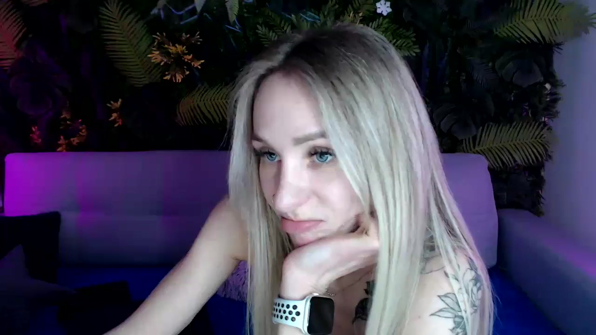 Gallery image thumbnail from Horny_Blond's myfreecams stream on, 05/15/2024, 09:26 image 9 of 20