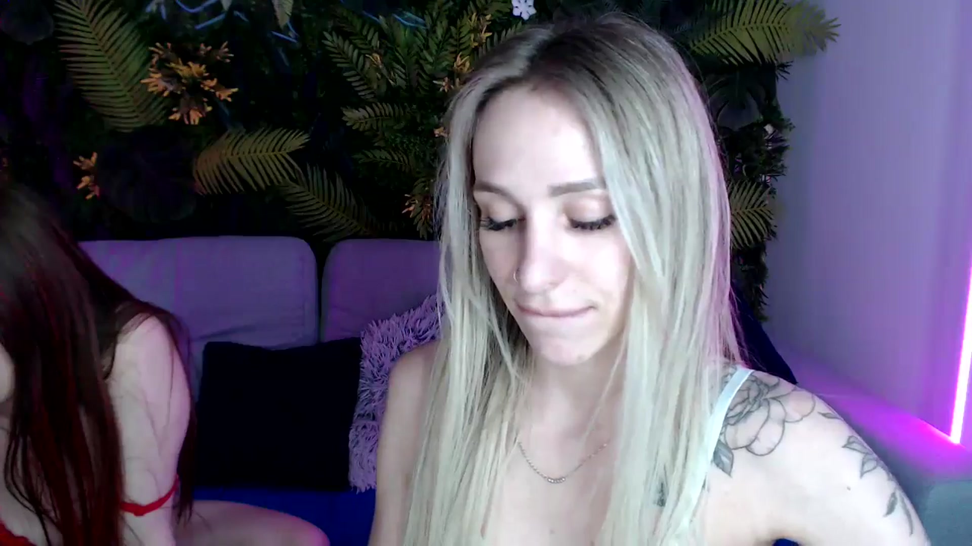 Gallery image thumbnail from Horny_Blond's myfreecams stream on, 05/15/2024, 10:20 image 19 of 20