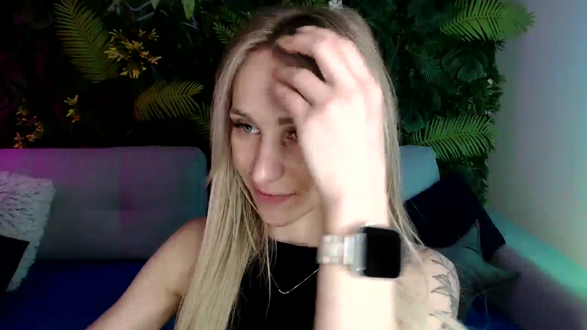 Gallery image thumbnail from Horny_Blond's myfreecams stream on, 05/17/2024, 09:41 image 17 of 20