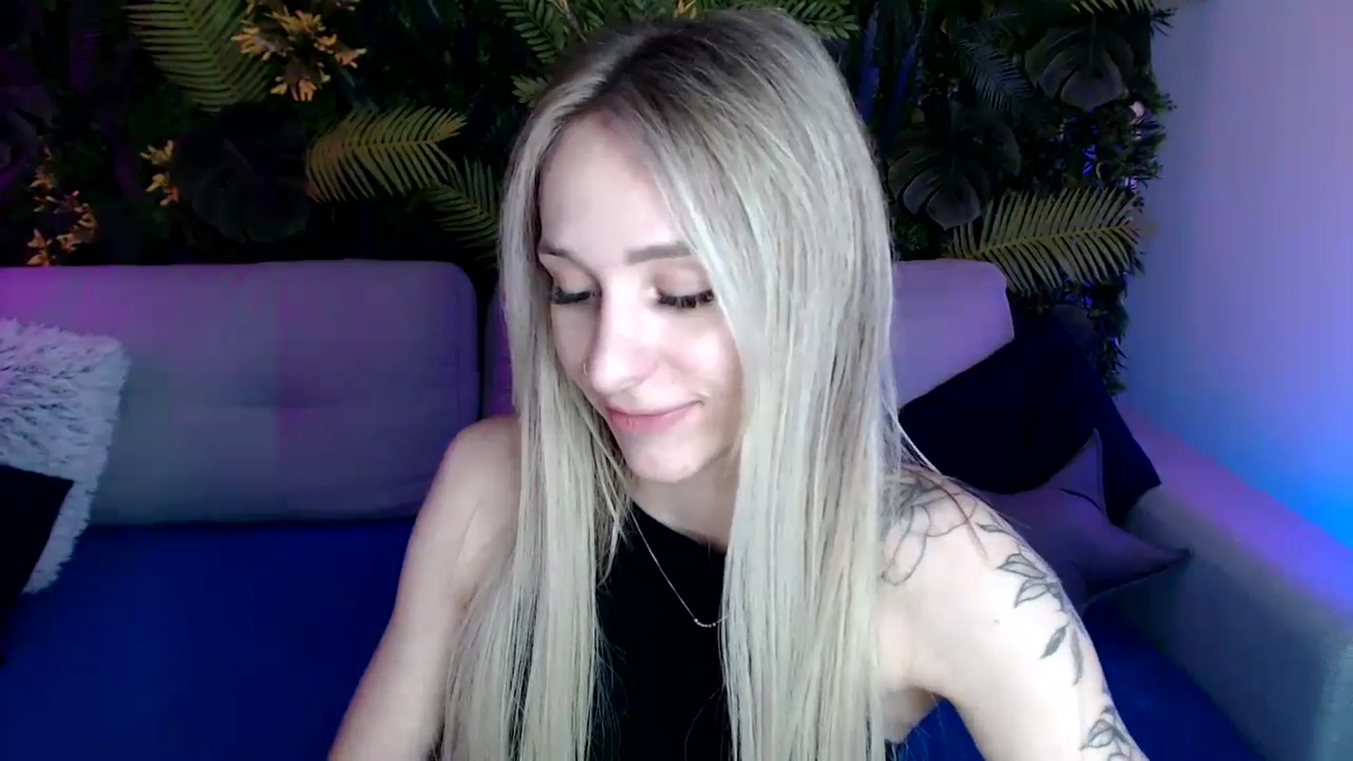 Gallery image thumbnail from Horny_Blond's myfreecams stream on, 05/17/2024, 09:41 image 16 of 20