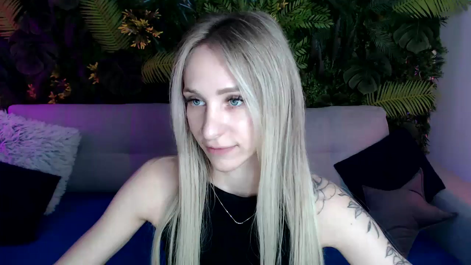 Gallery image thumbnail from Horny_Blond's myfreecams stream on, 05/17/2024, 09:41 image 1 of 20