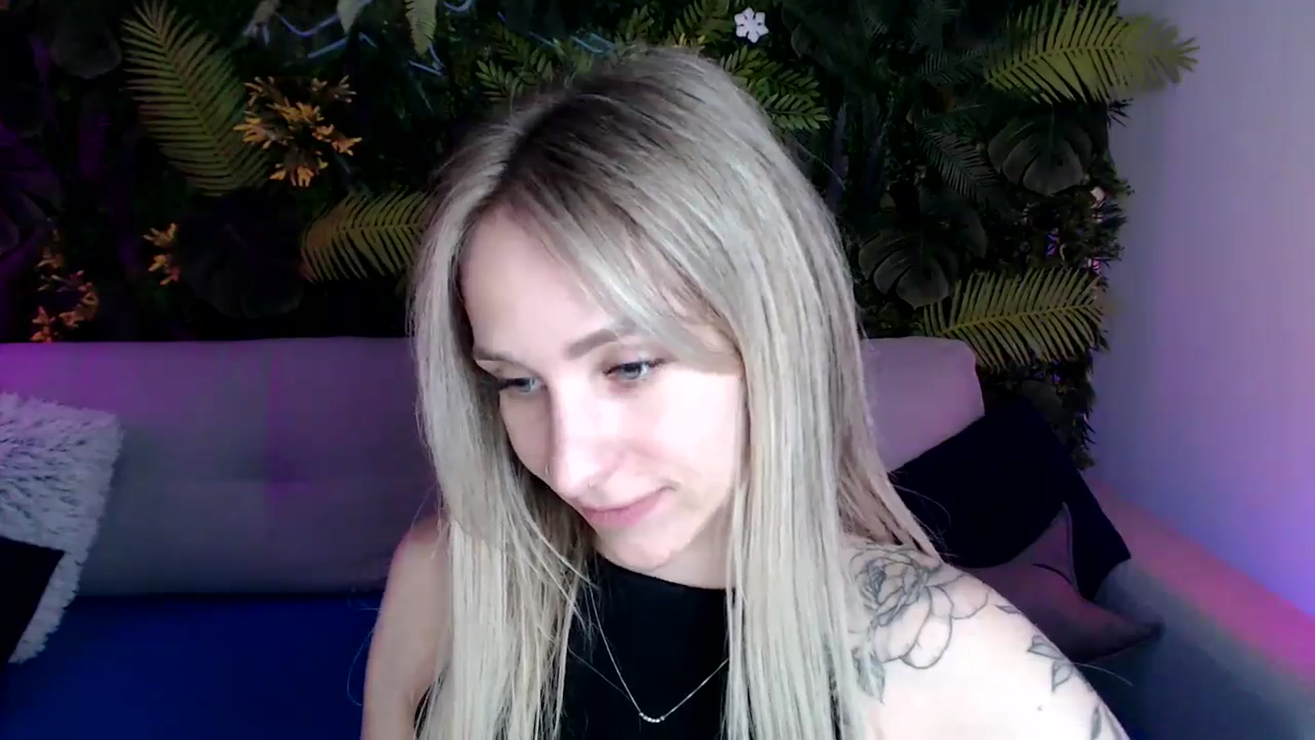 Gallery image thumbnail from Horny_Blond's myfreecams stream on, 05/17/2024, 10:23 image 13 of 20