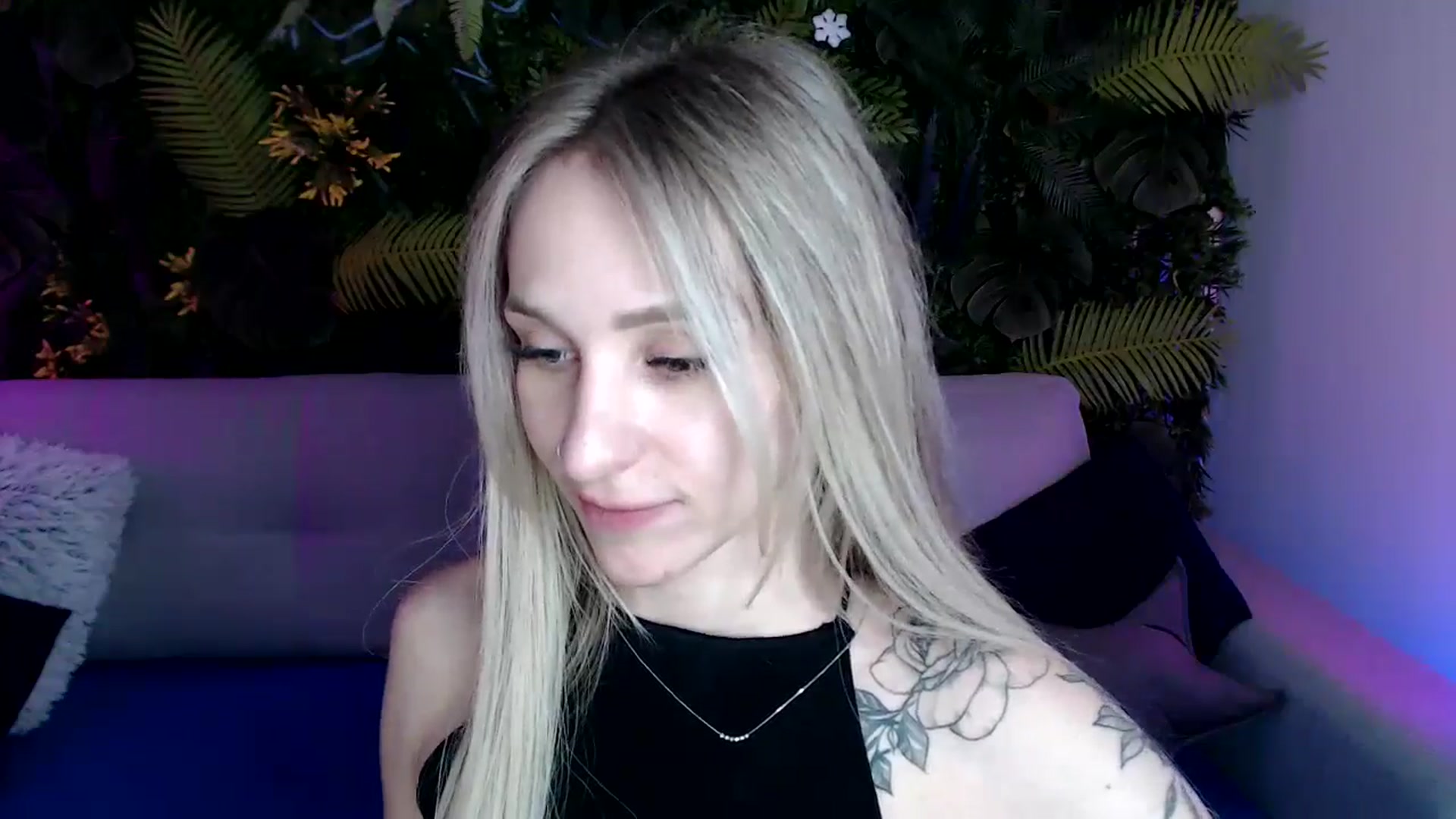Gallery image thumbnail from Horny_Blond's myfreecams stream on, 05/17/2024, 10:23 image 4 of 20
