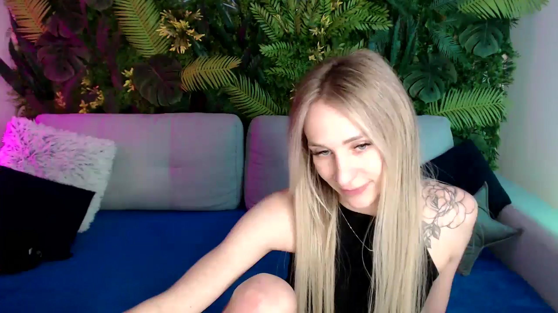 Gallery image thumbnail from Horny_Blond's myfreecams stream on, 05/17/2024, 10:23 image 19 of 20