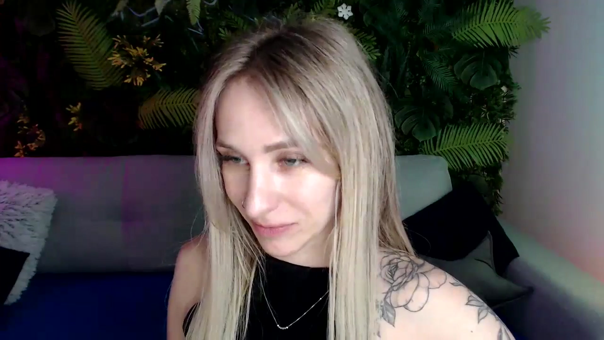 Gallery image thumbnail from Horny_Blond's myfreecams stream on, 05/17/2024, 10:23 image 14 of 20