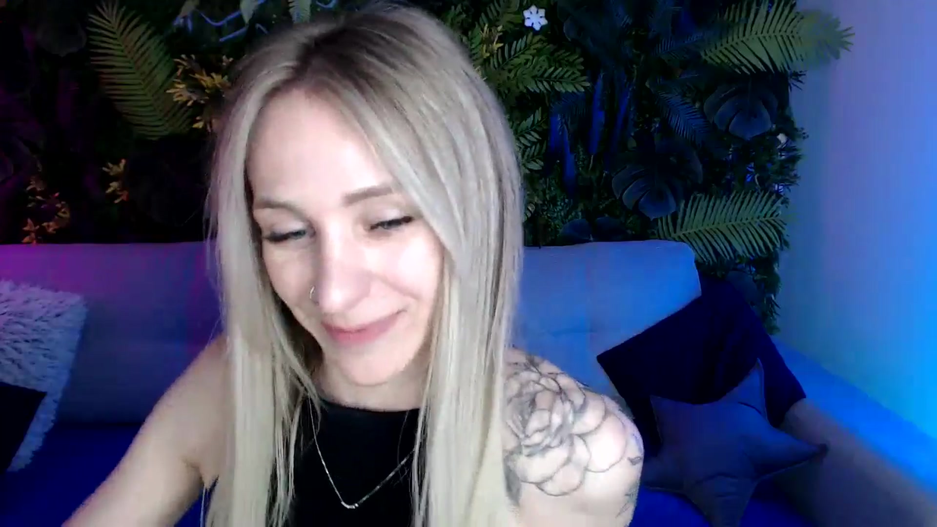Gallery image thumbnail from Horny_Blond's myfreecams stream on, 05/17/2024, 10:23 image 7 of 20