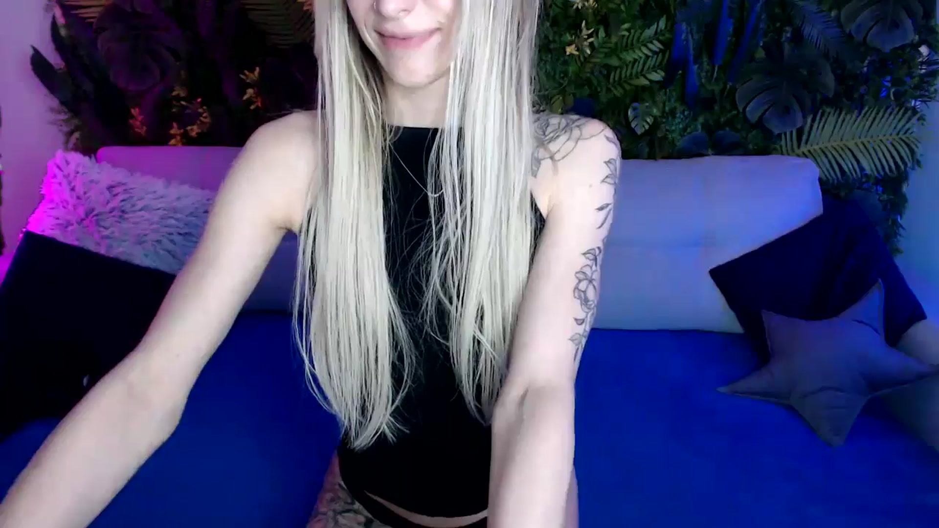 Gallery image thumbnail from Horny_Blond's myfreecams stream on, 05/17/2024, 10:49 image 5 of 20