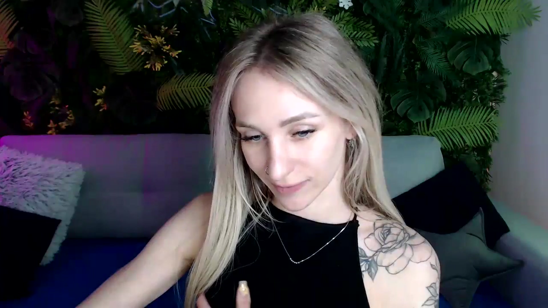 Gallery image thumbnail from Horny_Blond's myfreecams stream on, 05/17/2024, 10:49 image 15 of 20