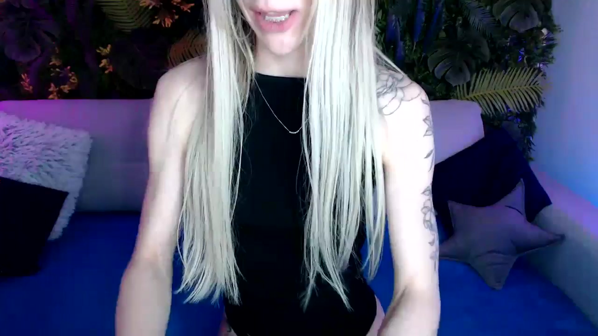 Gallery image thumbnail from Horny_Blond's myfreecams stream on, 05/17/2024, 10:49 image 8 of 20