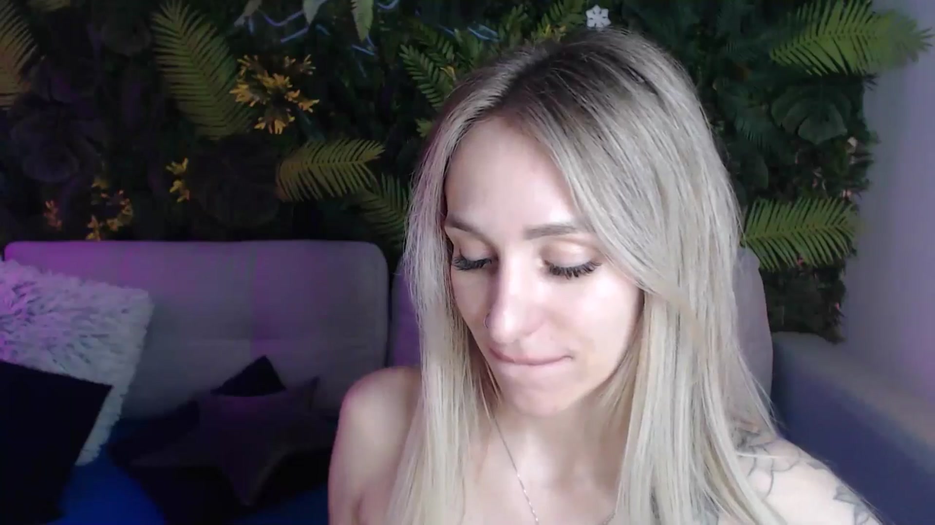 Gallery image thumbnail from Horny_Blond's myfreecams stream on, 05/18/2024, 11:03 image 5 of 20