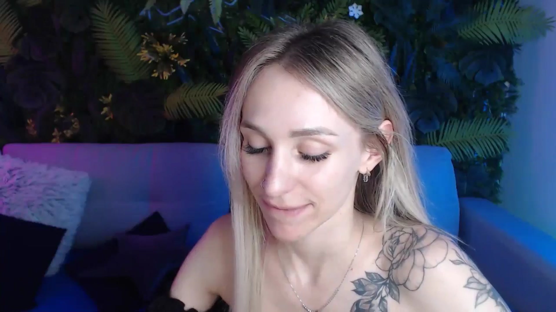 Gallery image thumbnail from Horny_Blond's myfreecams stream on, 05/18/2024, 11:03 image 7 of 20