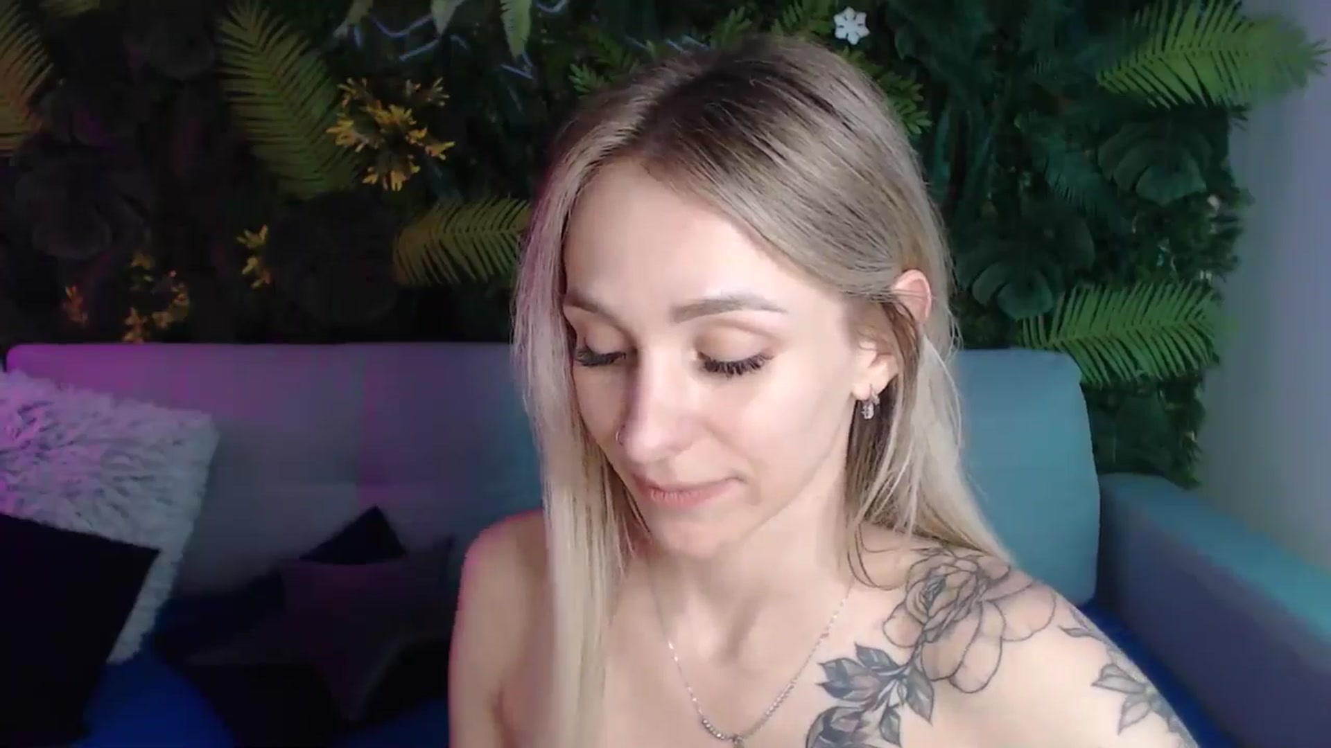 Gallery image thumbnail from Horny_Blond's myfreecams stream on, 05/18/2024, 11:03 image 6 of 20