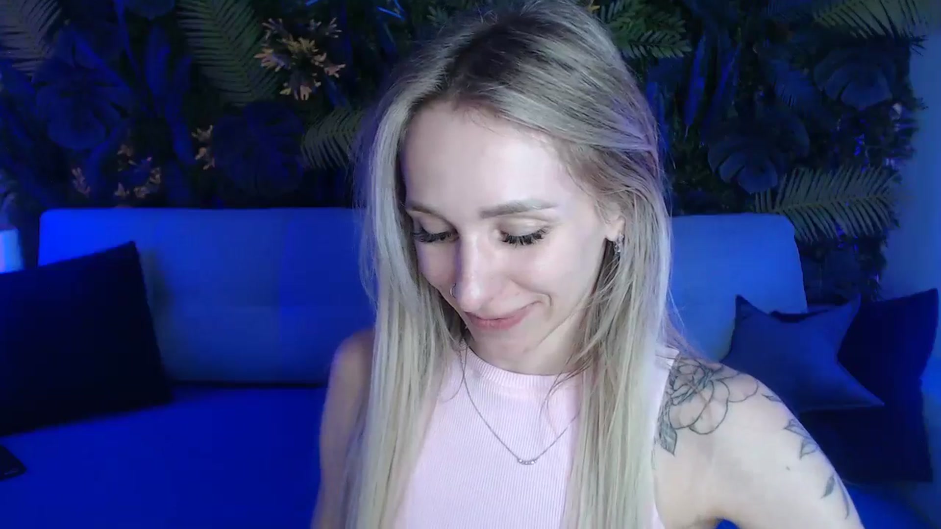 Gallery image thumbnail from Horny_Blond's myfreecams stream on, 05/19/2024, 11:29 image 20 of 20