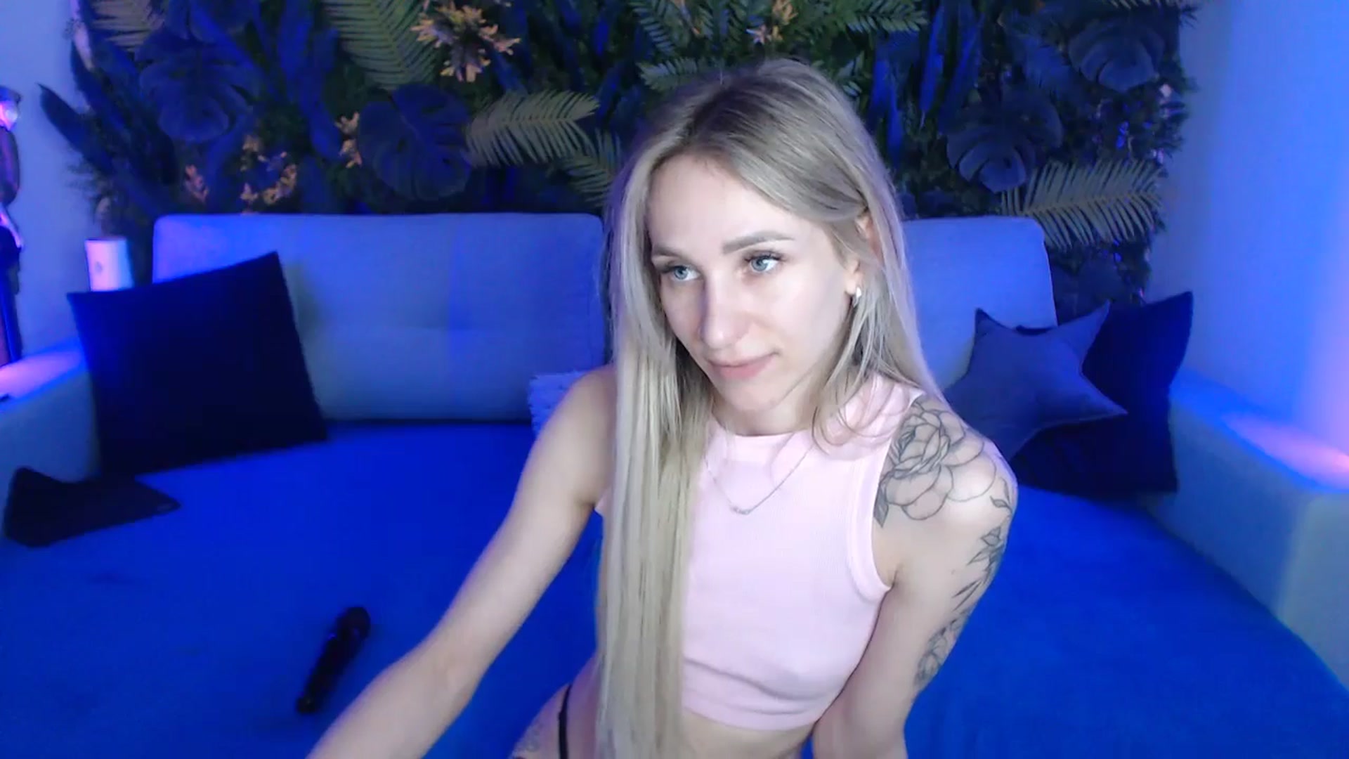 Gallery image thumbnail from Horny_Blond's myfreecams stream on, 05/19/2024, 11:29 image 4 of 20