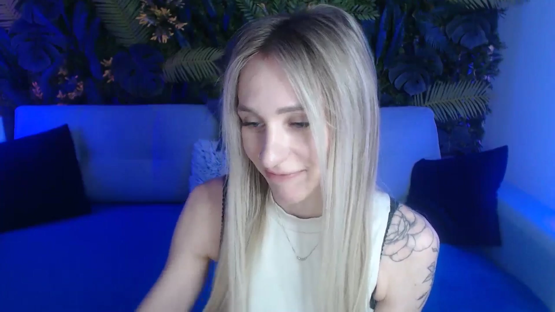 Gallery image thumbnail from Horny_Blond's myfreecams stream on, 05/25/2024, 08:45 image 20 of 20