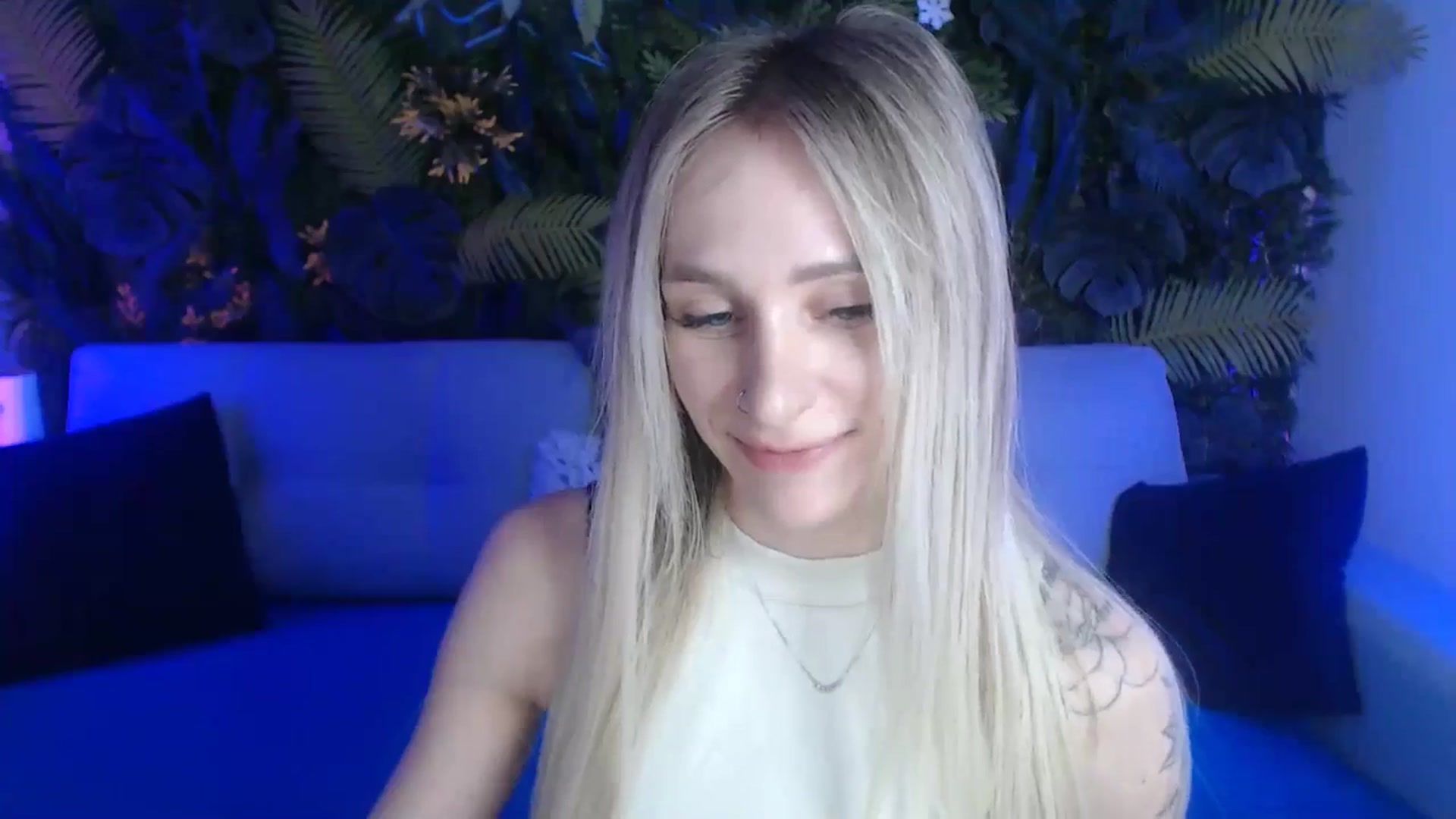 Gallery image thumbnail from Horny_Blond's myfreecams stream on, 05/25/2024, 08:45 image 11 of 20