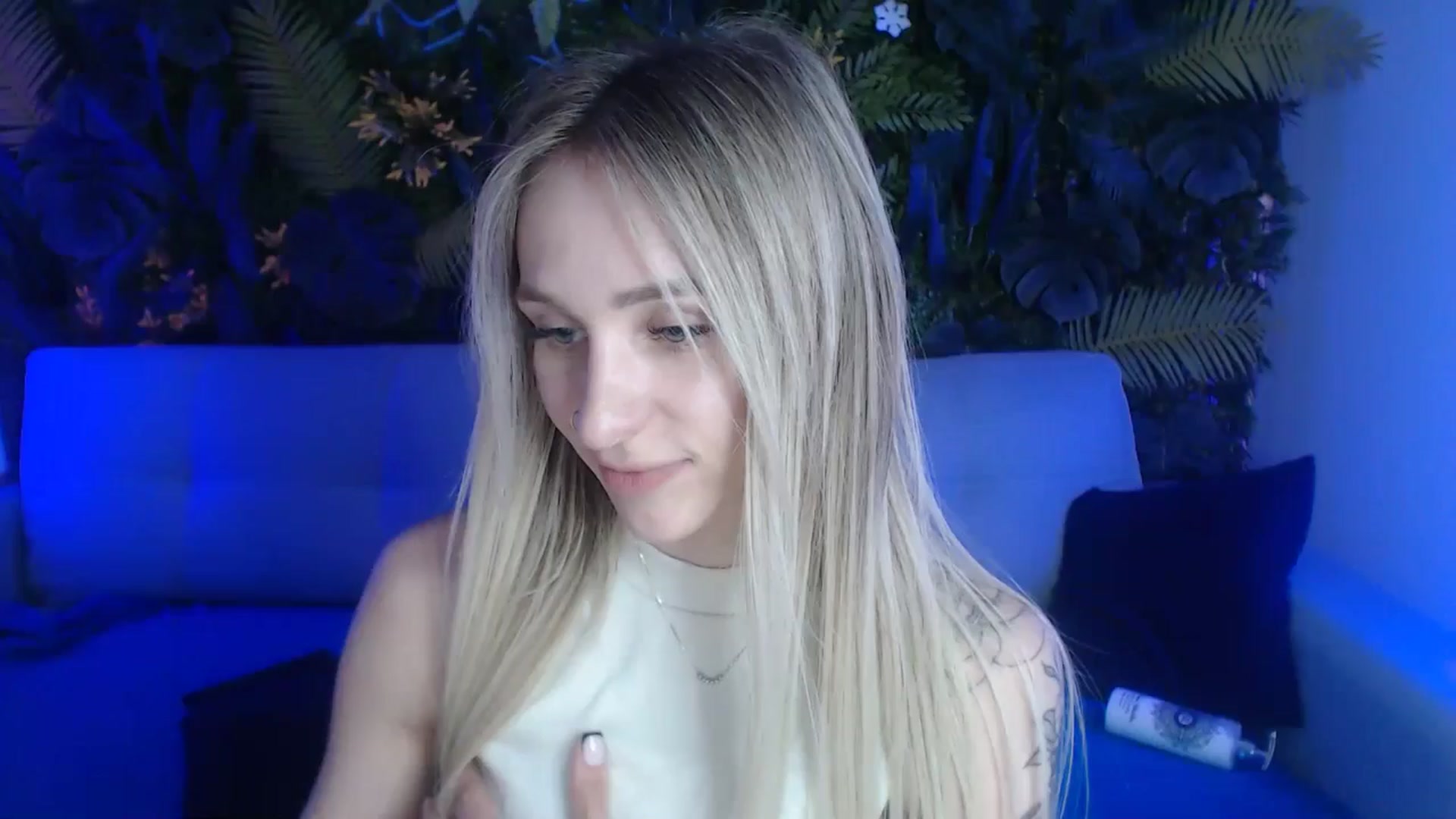 Gallery image thumbnail from Horny_Blond's myfreecams stream on, 05/25/2024, 09:57 image 12 of 20