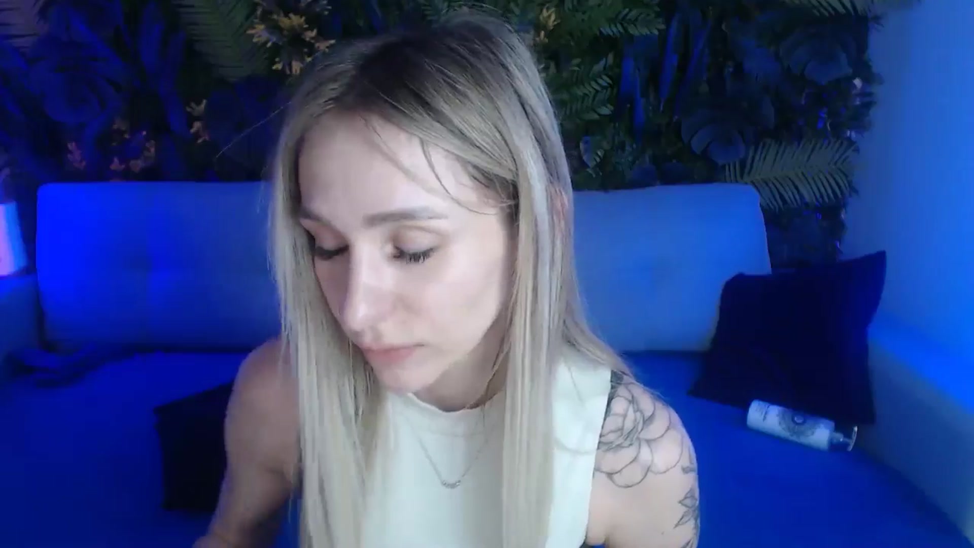 Gallery image thumbnail from Horny_Blond's myfreecams stream on, 05/25/2024, 11:47 image 7 of 20