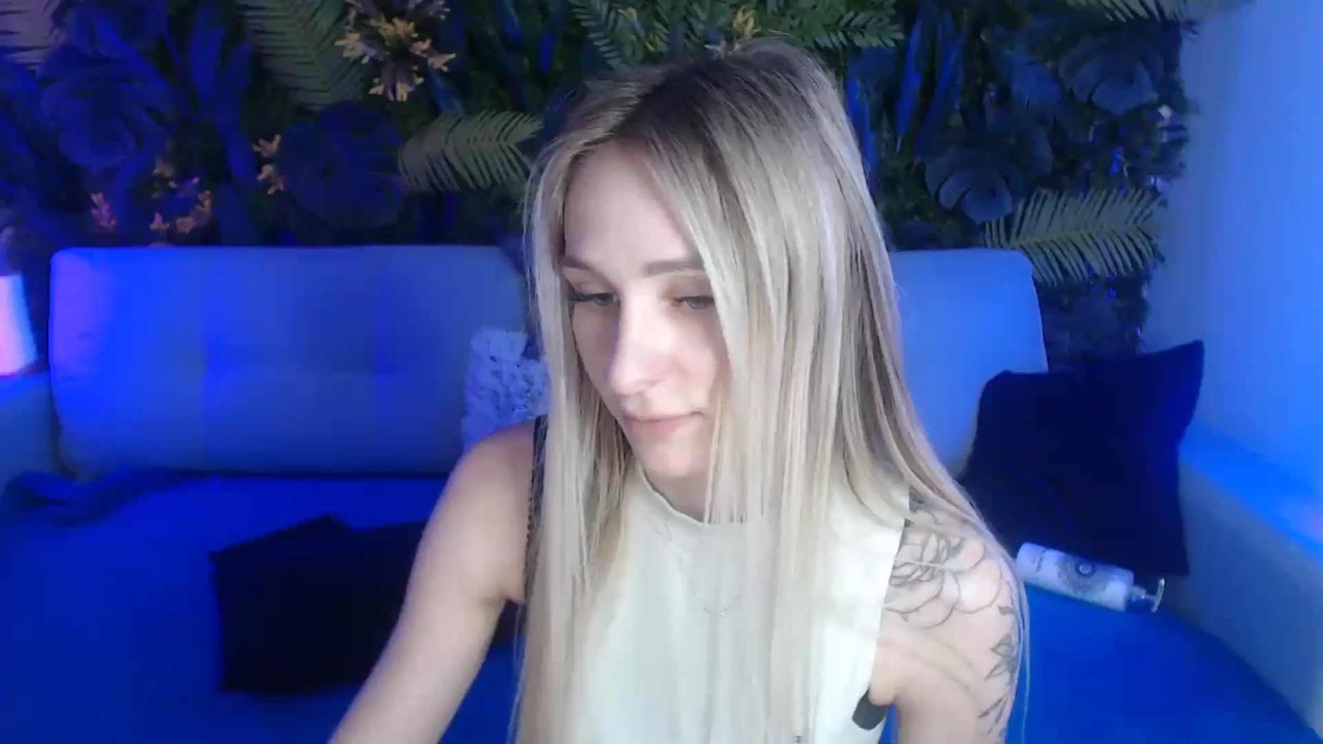 Gallery image thumbnail from Horny_Blond's myfreecams stream on, 05/25/2024, 11:47 image 13 of 20