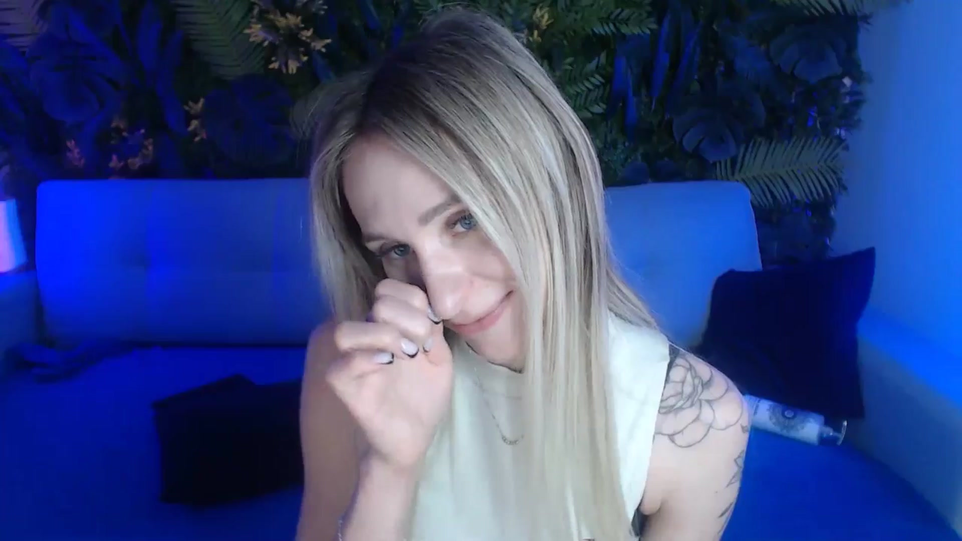 Gallery image thumbnail from Horny_Blond's myfreecams stream on, 05/25/2024, 11:47 image 9 of 20