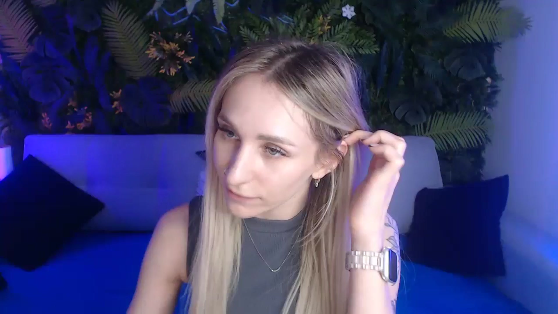 Gallery image thumbnail from Horny_Blond's myfreecams stream on, 05/26/2024, 08:52 image 1 of 20