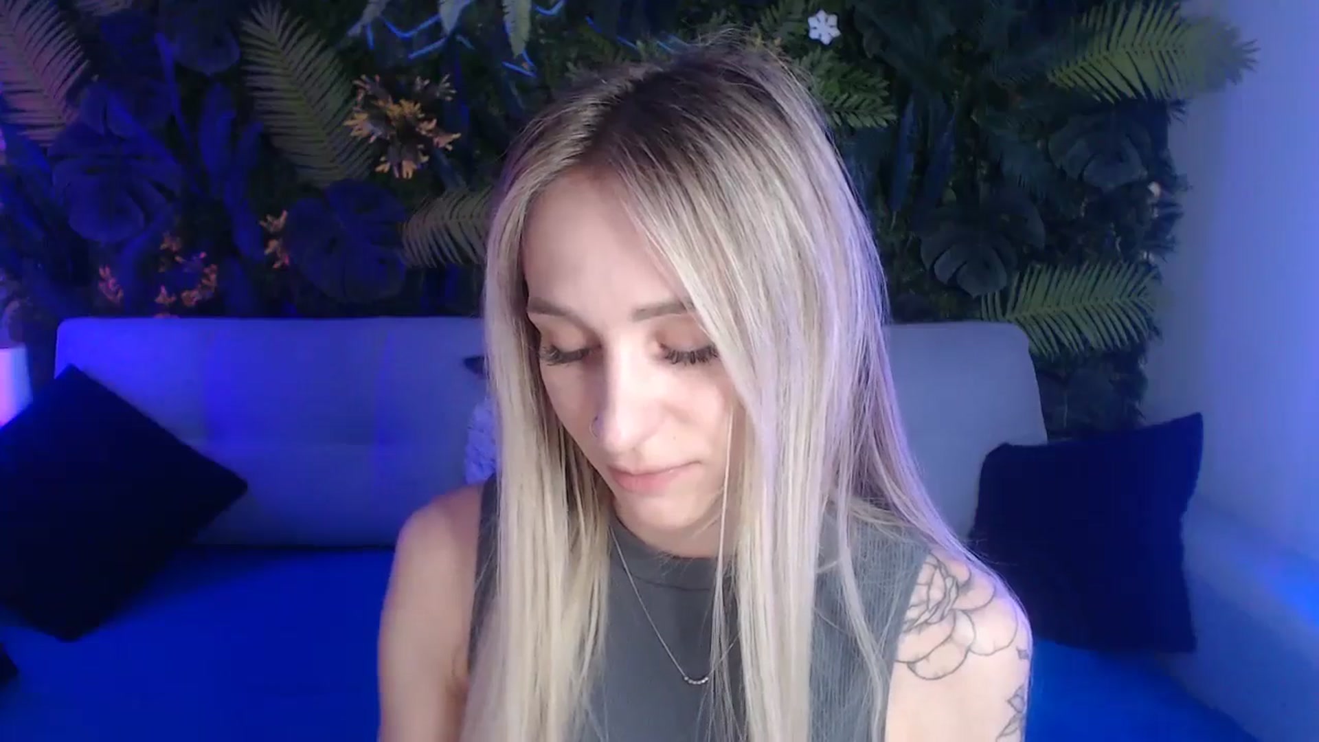 Gallery image thumbnail from Horny_Blond's myfreecams stream on, 05/26/2024, 08:52 image 2 of 20