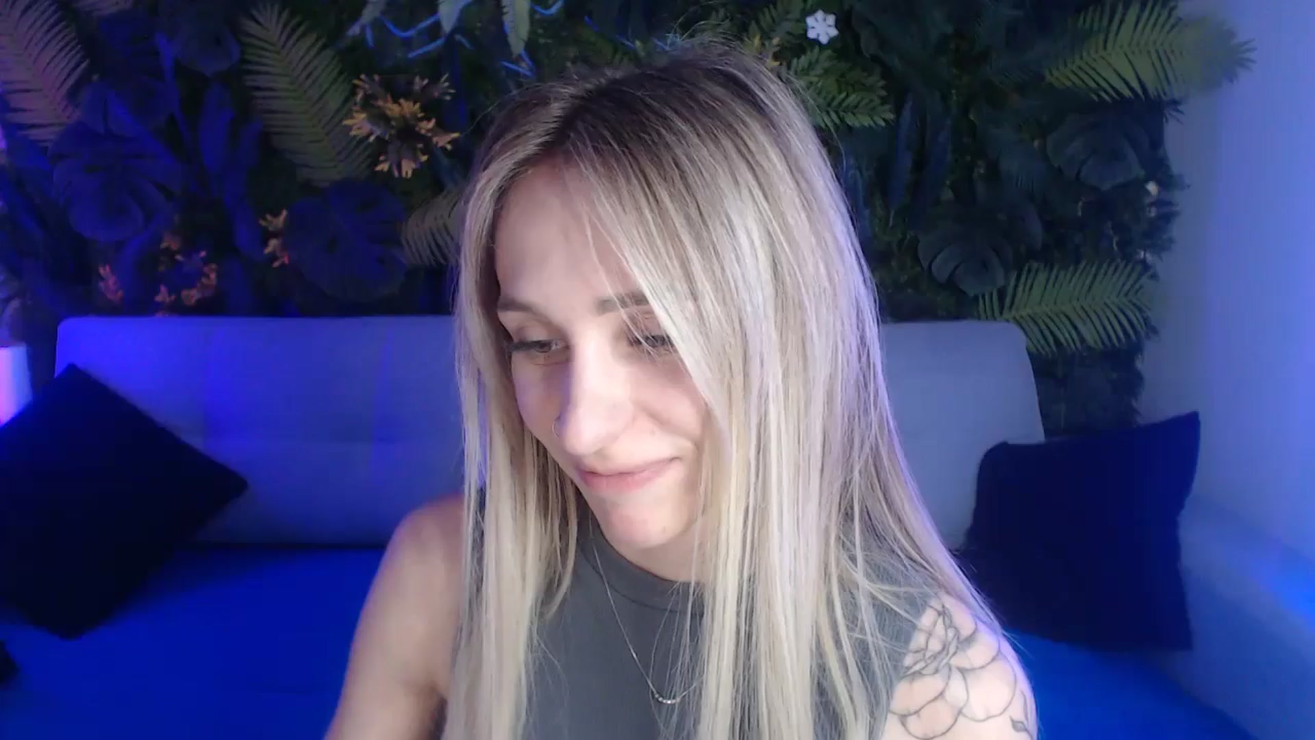 Gallery image thumbnail from Horny_Blond's myfreecams stream on, 05/26/2024, 08:52 image 12 of 20