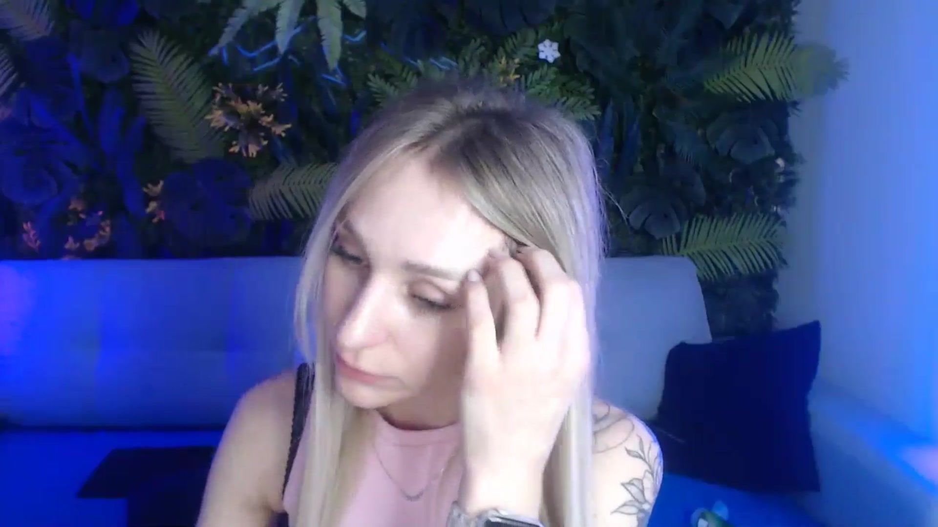 Gallery image thumbnail from Horny_Blond's myfreecams stream on, 05/27/2024, 11:03 image 3 of 20