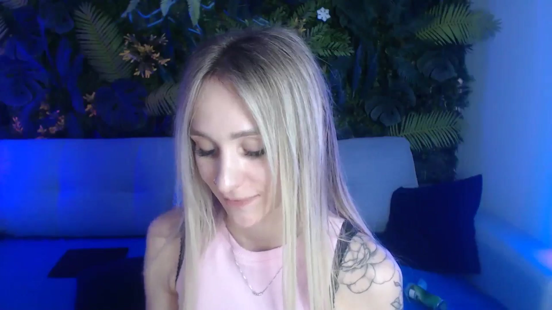 Gallery image thumbnail from Horny_Blond's myfreecams stream on, 05/27/2024, 11:03 image 16 of 20
