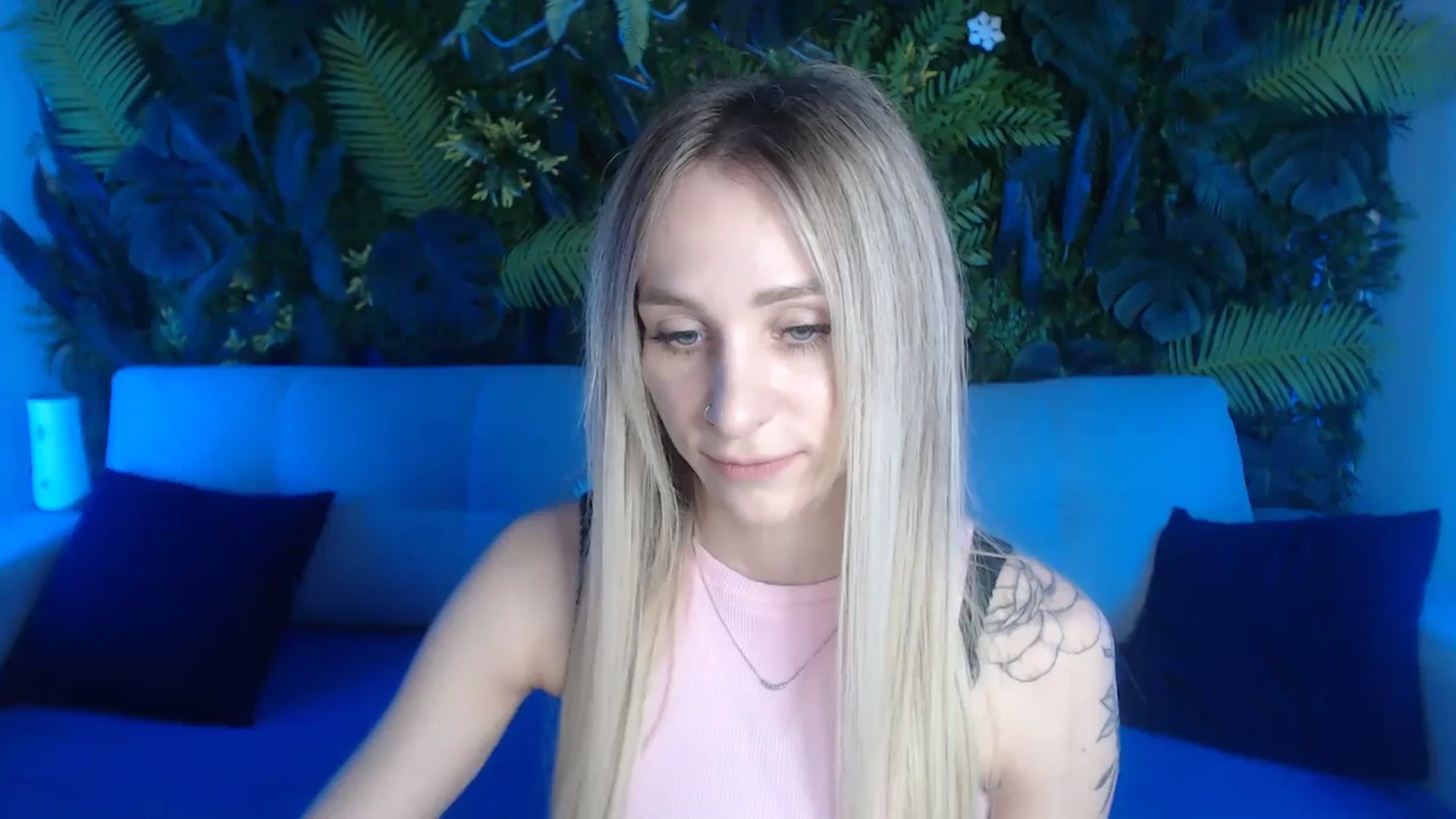 Gallery image thumbnail from Horny_Blond's myfreecams stream on, 05/29/2024, 08:37 image 7 of 20