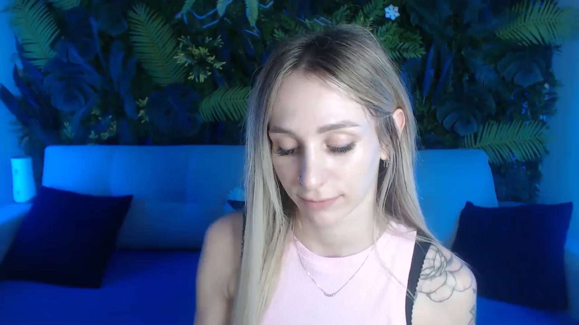 Gallery image thumbnail from Horny_Blond's myfreecams stream on, 05/29/2024, 08:37 image 12 of 20
