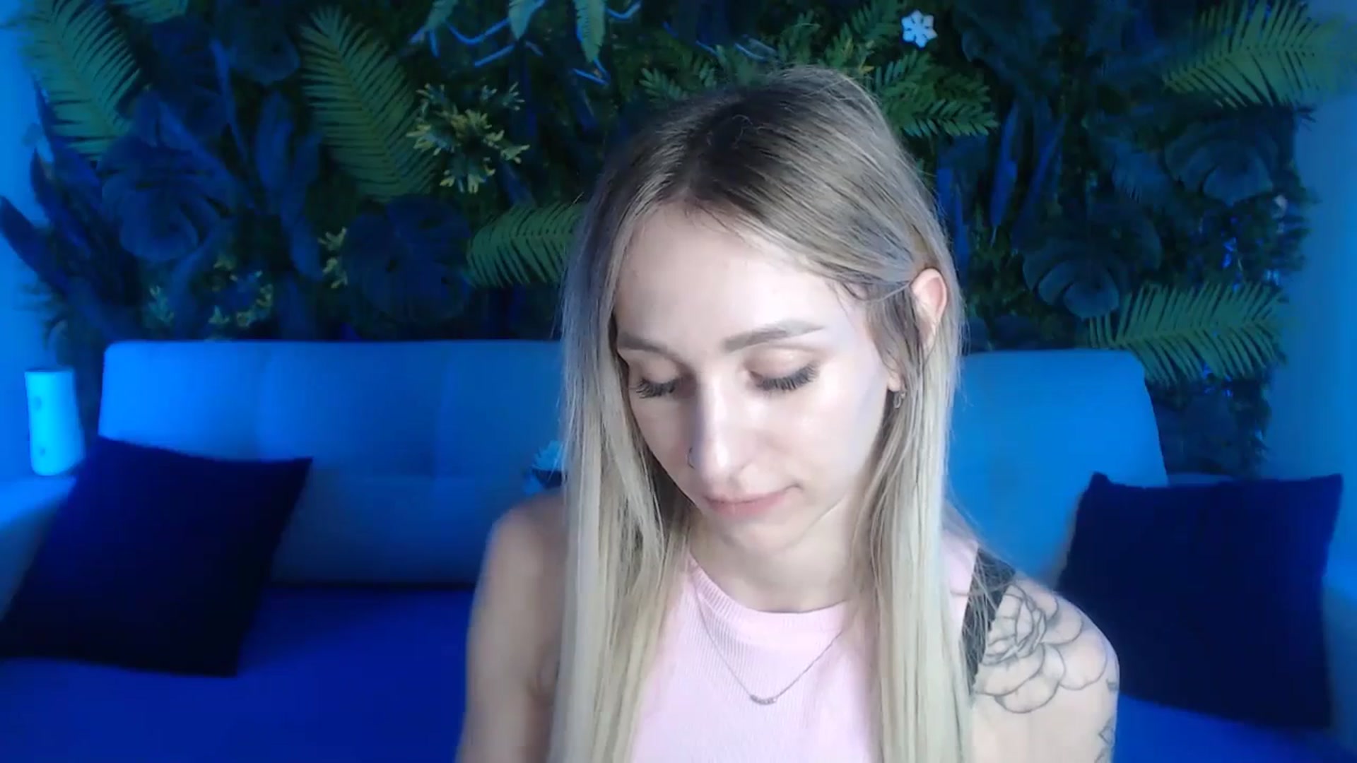 Gallery image thumbnail from Horny_Blond's myfreecams stream on, 05/29/2024, 08:37 image 11 of 20