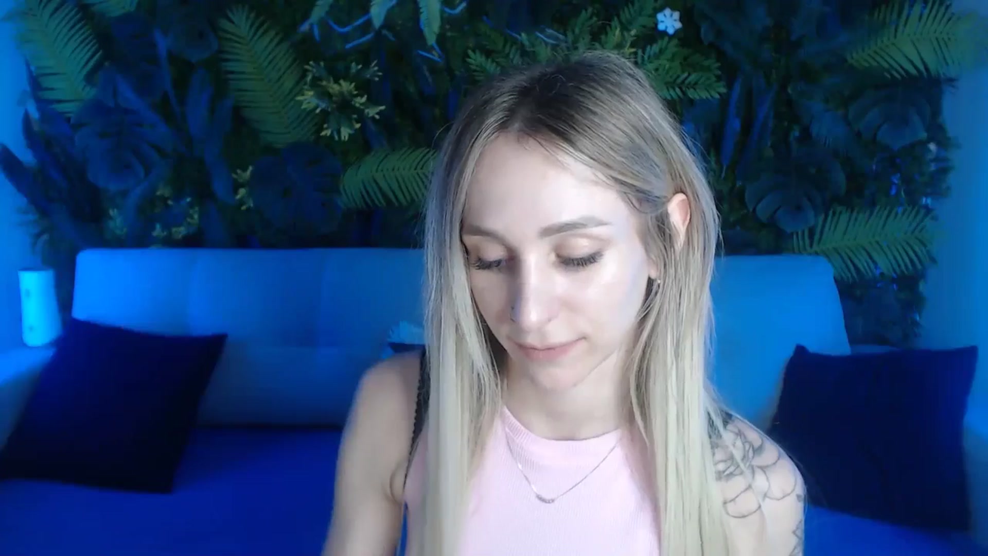 Gallery image thumbnail from Horny_Blond's myfreecams stream on, 05/29/2024, 08:37 image 13 of 20