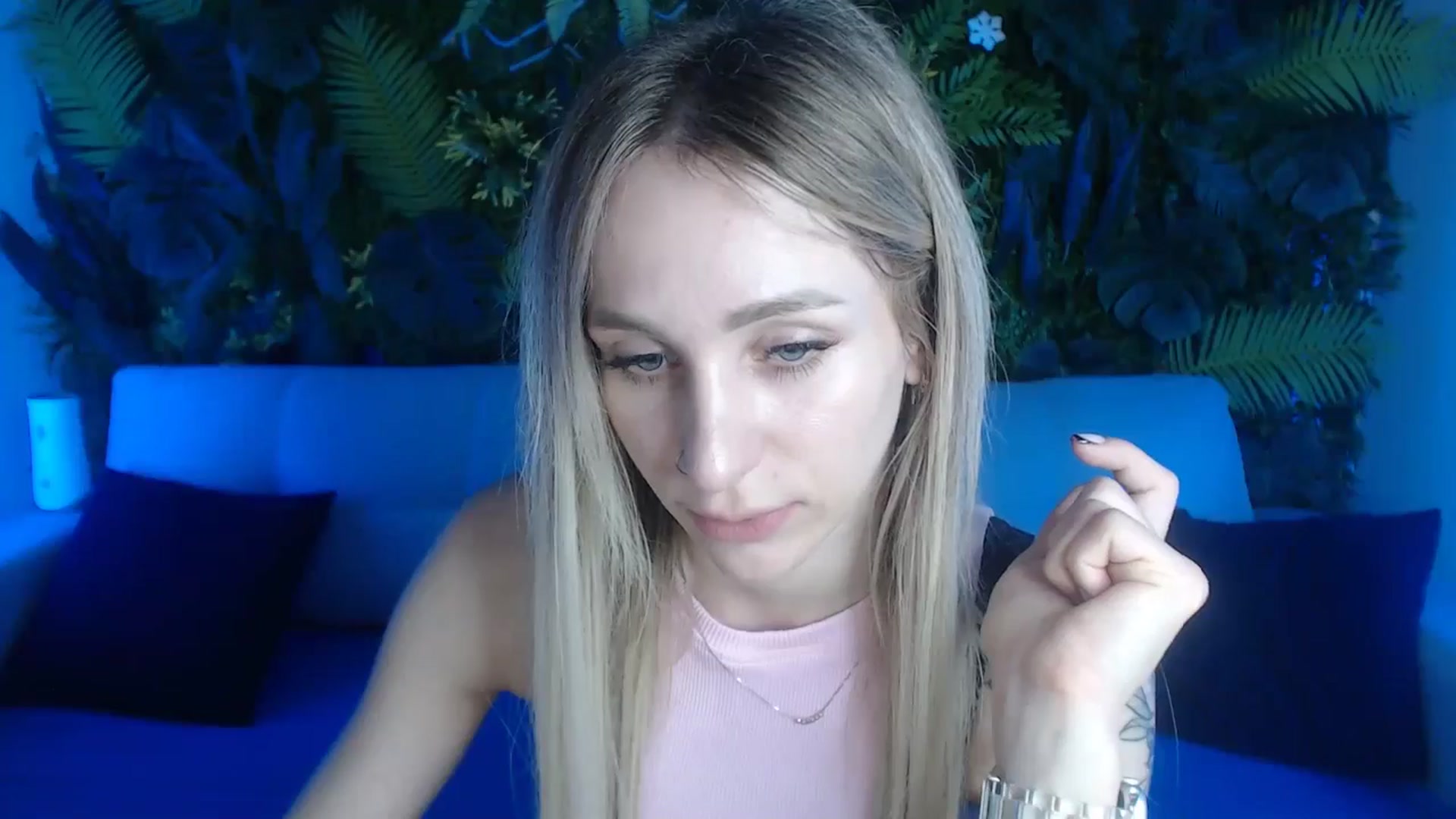 Gallery image thumbnail from Horny_Blond's myfreecams stream on, 05/29/2024, 08:37 image 17 of 20