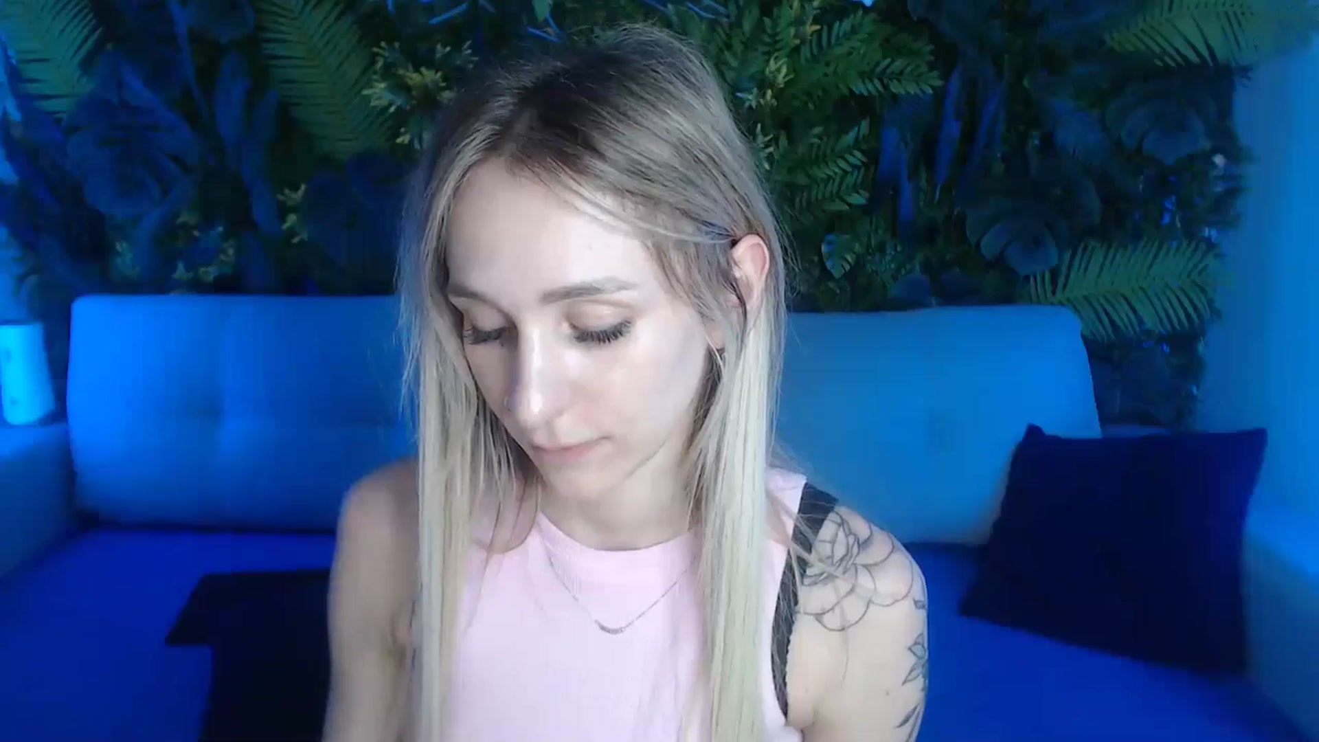 Gallery image thumbnail from Horny_Blond's myfreecams stream on, 05/29/2024, 10:19 image 19 of 20