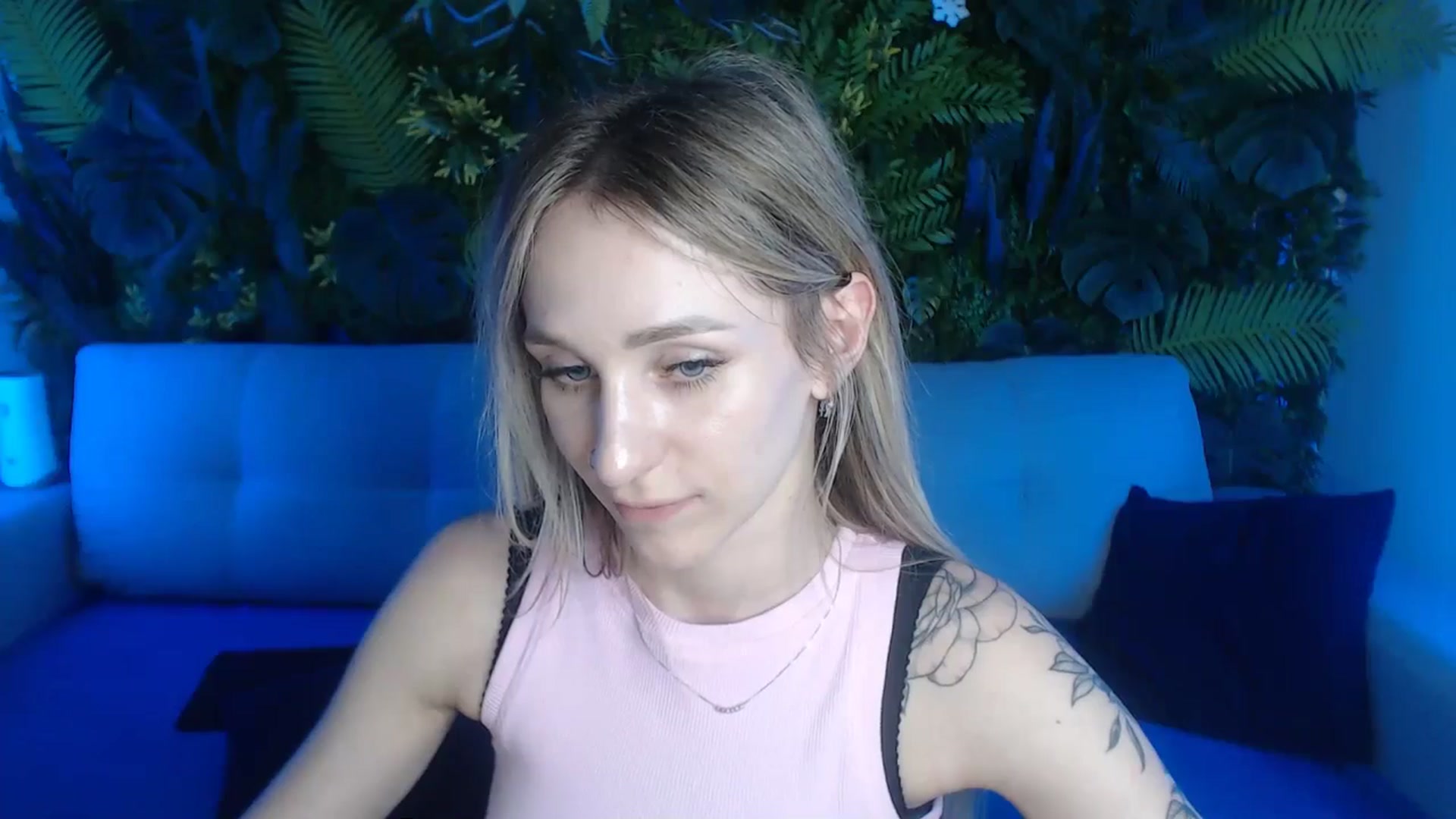 Gallery image thumbnail from Horny_Blond's myfreecams stream on, 05/29/2024, 10:19 image 12 of 20