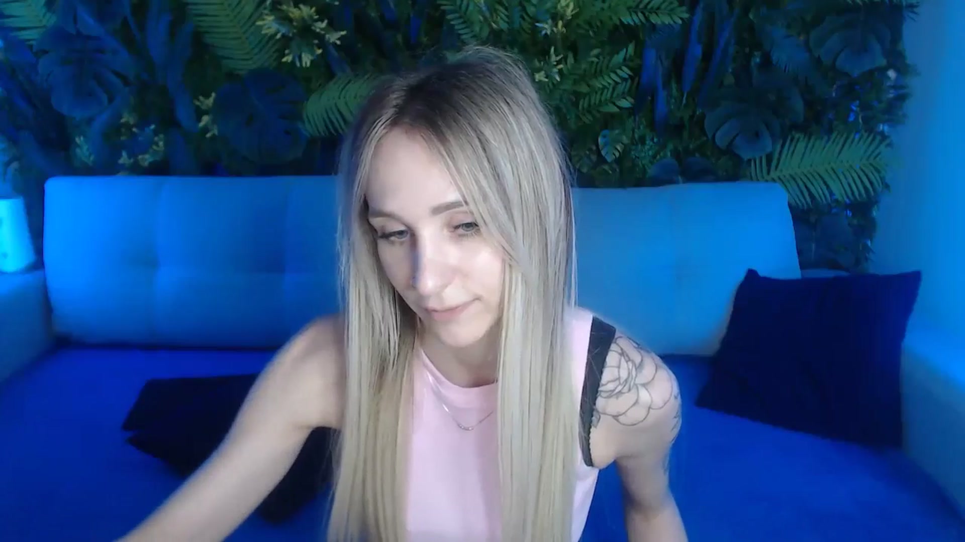 Gallery image thumbnail from Horny_Blond's myfreecams stream on, 05/29/2024, 11:16 image 5 of 20
