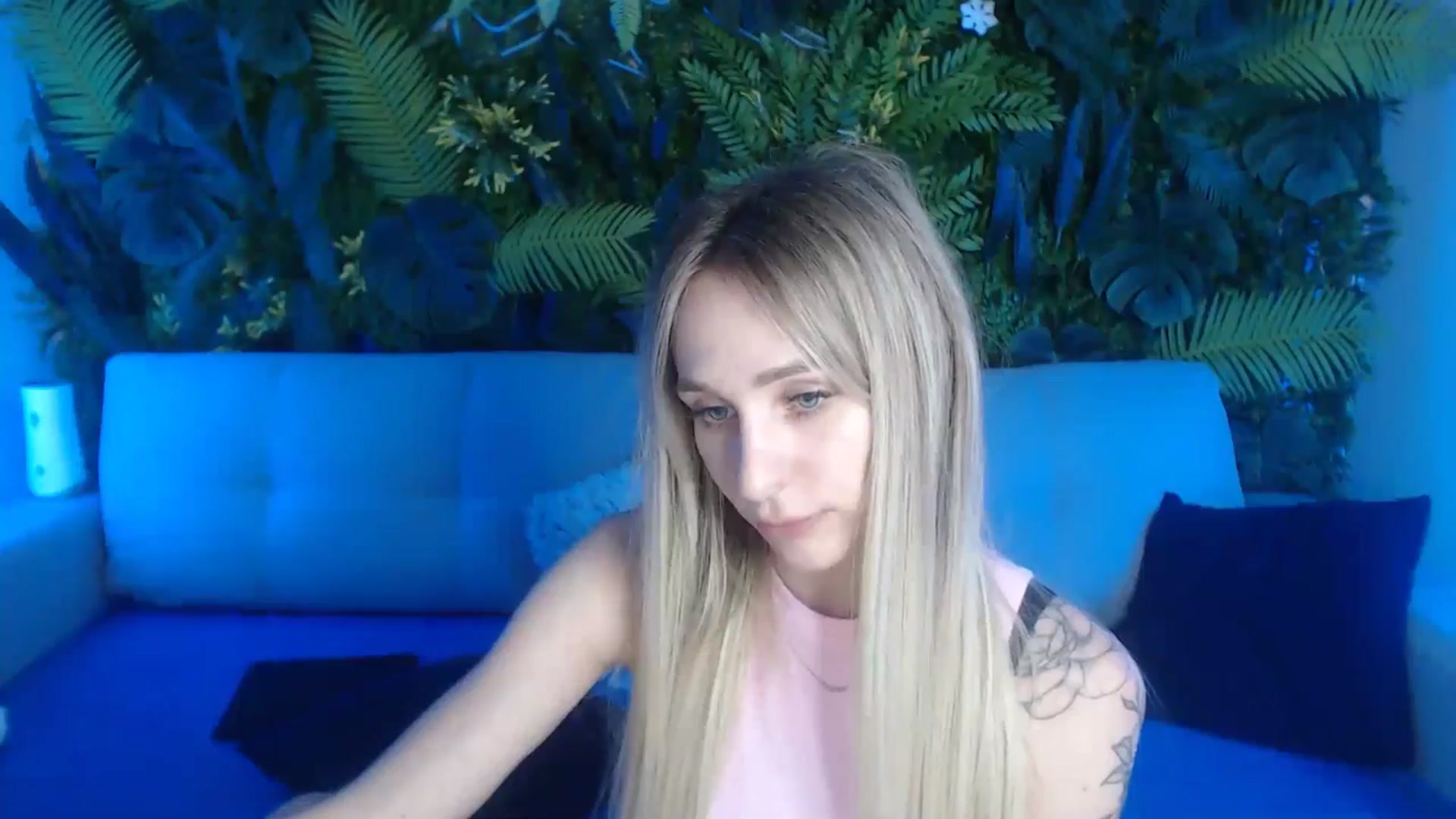 Gallery image thumbnail from Horny_Blond's myfreecams stream on, 05/29/2024, 11:56 image 18 of 20