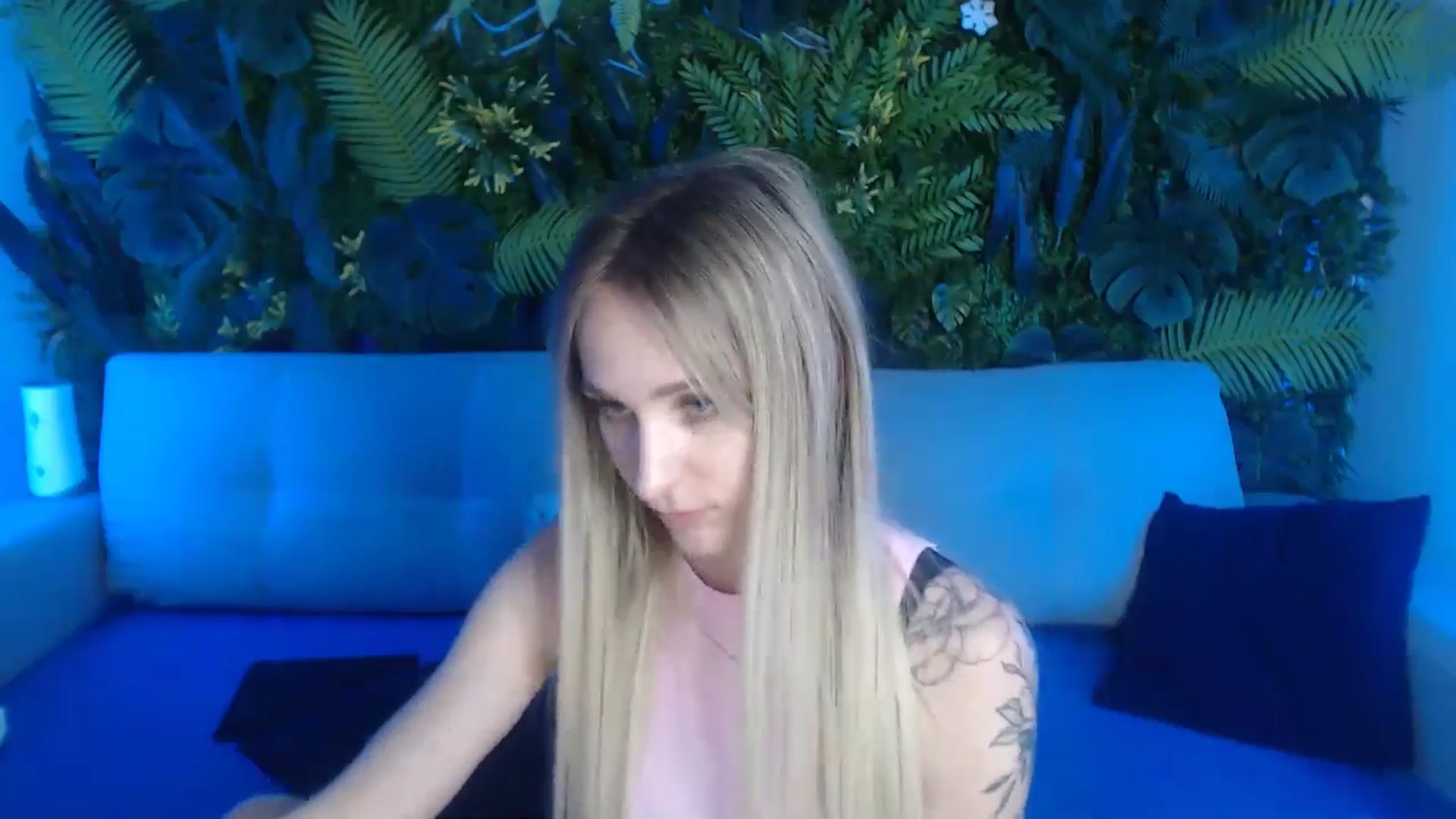 Gallery image thumbnail from Horny_Blond's myfreecams stream on, 05/29/2024, 11:56 image 19 of 20