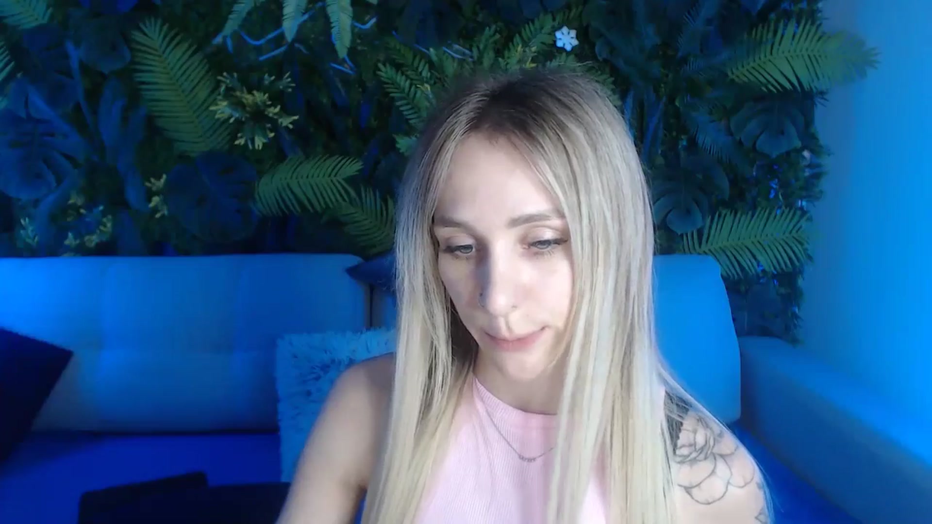 Gallery image thumbnail from Horny_Blond's myfreecams stream on, 05/29/2024, 12:48 image 15 of 20