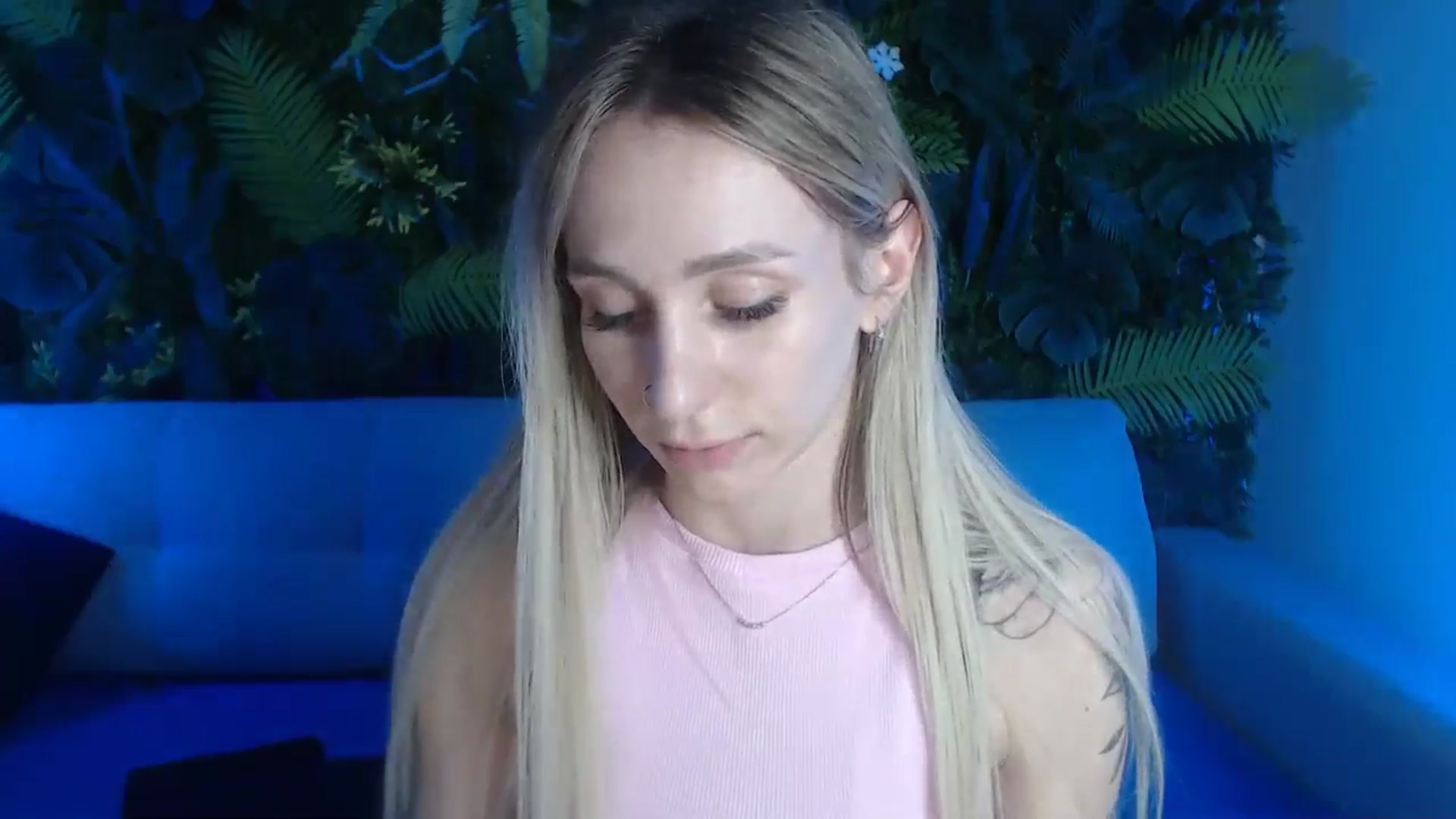 Gallery image thumbnail from Horny_Blond's myfreecams stream on, 05/29/2024, 12:48 image 8 of 20