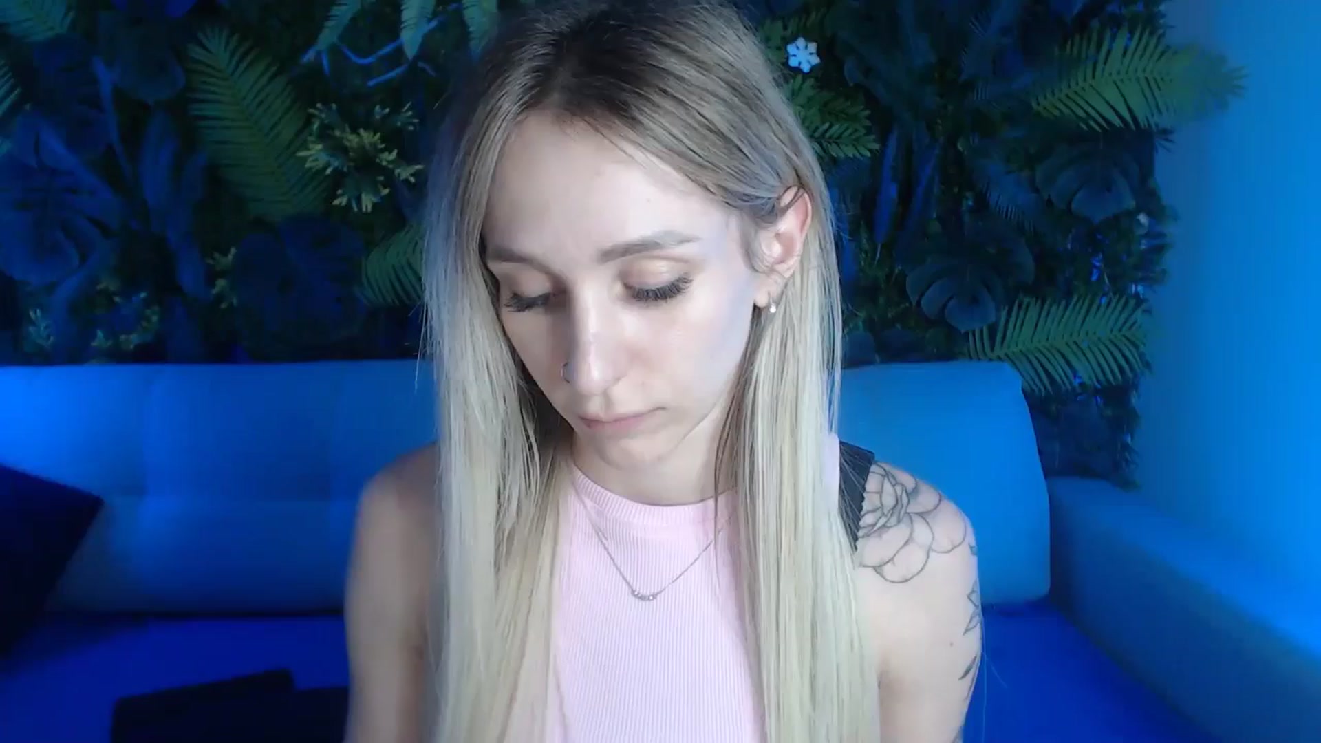 Gallery image thumbnail from Horny_Blond's myfreecams stream on, 05/29/2024, 12:48 image 5 of 20