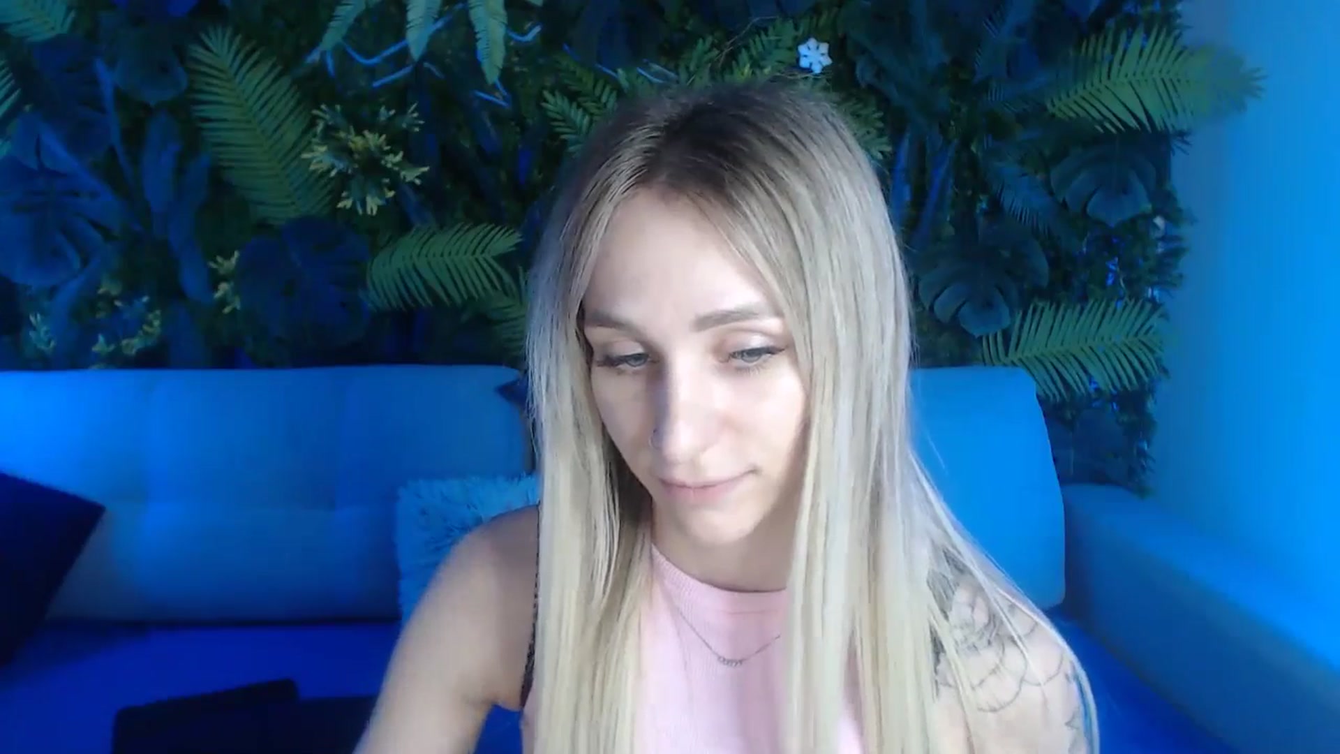 Gallery image thumbnail from Horny_Blond's myfreecams stream on, 05/29/2024, 12:48 image 10 of 20