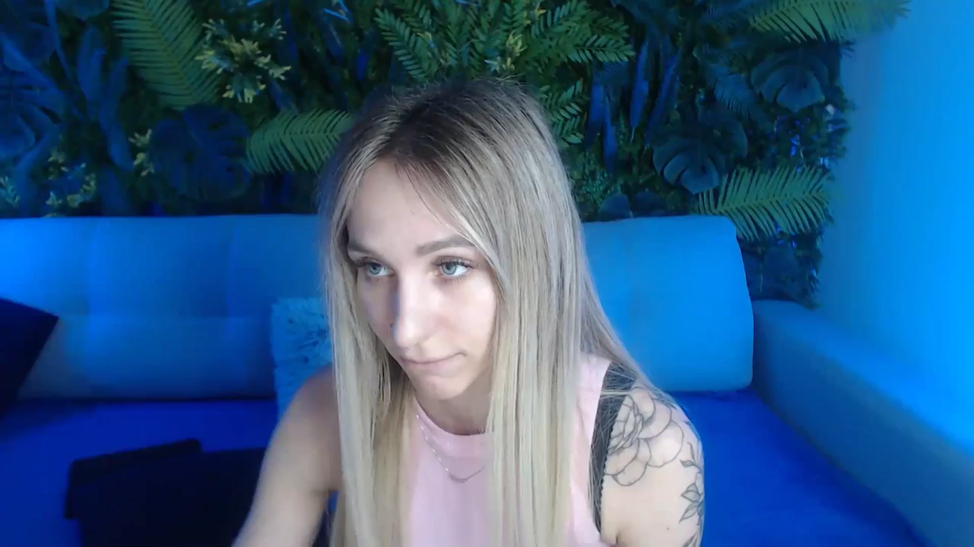 Gallery image thumbnail from Horny_Blond's myfreecams stream on, 05/29/2024, 13:45 image 7 of 20