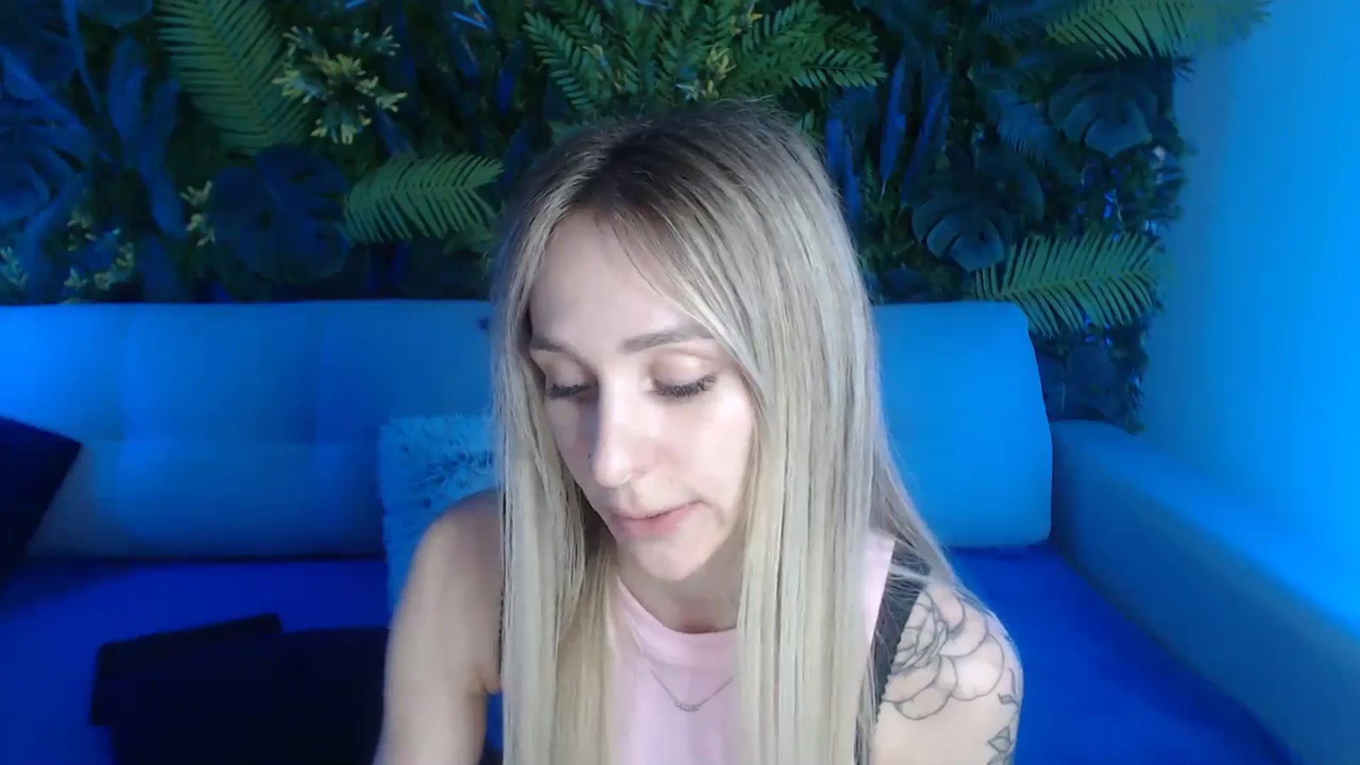 Gallery image thumbnail from Horny_Blond's myfreecams stream on, 05/29/2024, 13:45 image 11 of 20