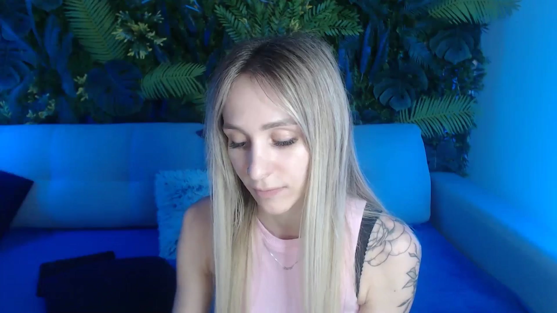 Gallery image thumbnail from Horny_Blond's myfreecams stream on, 05/29/2024, 13:45 image 20 of 20