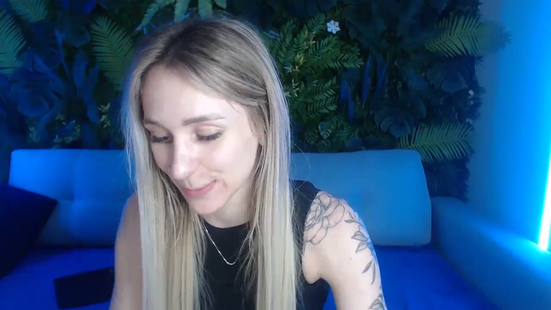 Gallery image thumbnail from Horny_Blond's myfreecams stream on, 05/31/2024, 09:57 image 17 of 20